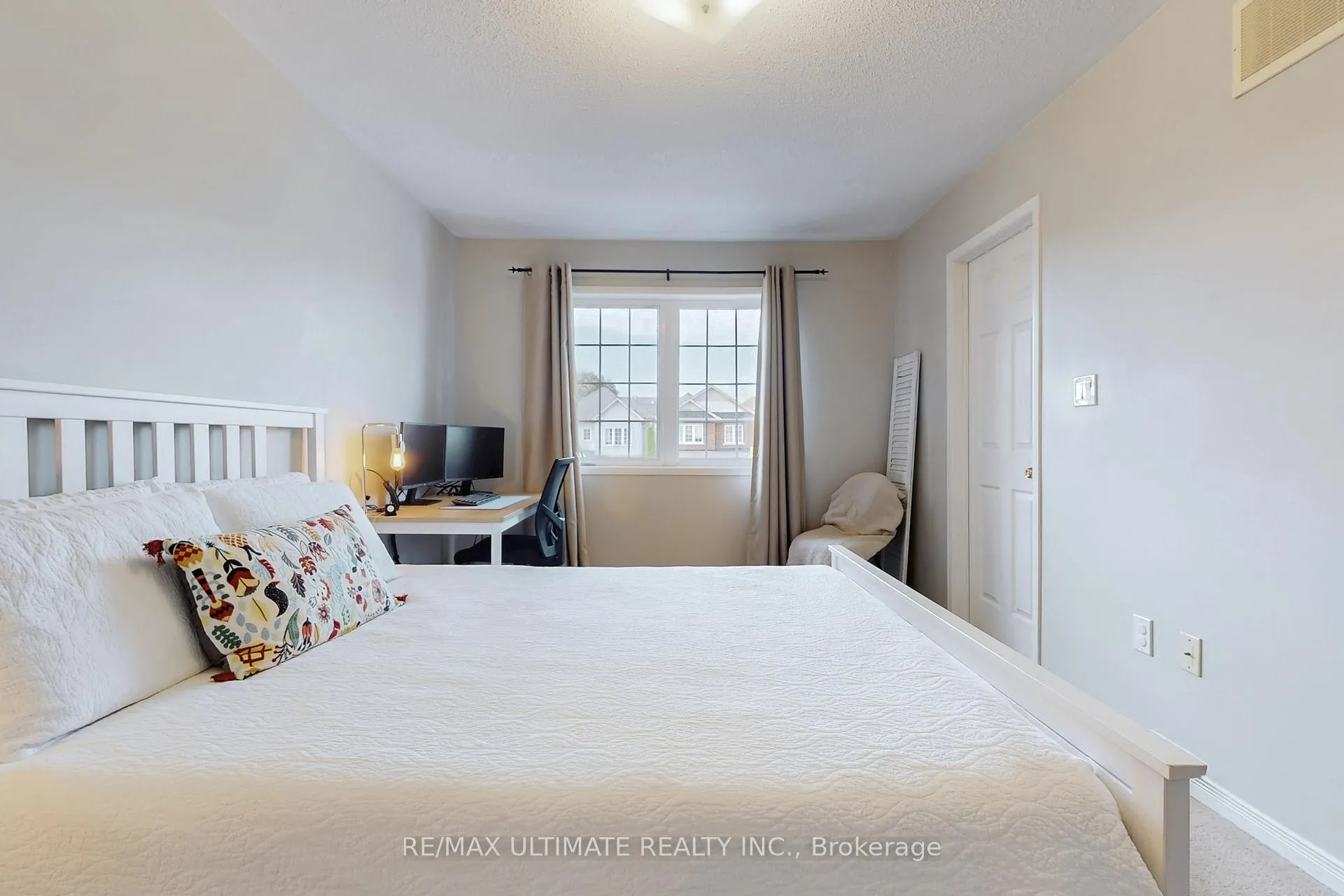 Photo 21 of 116 Bettina Place, Whitby, Rolling Acres — HOMEH