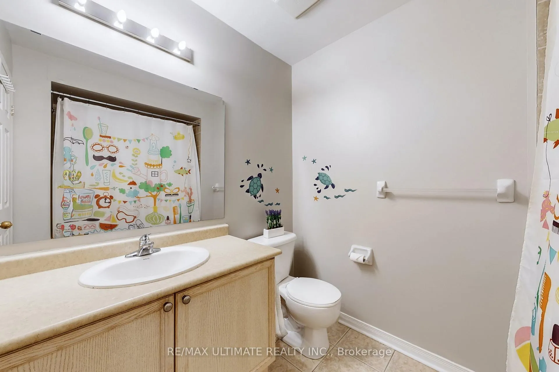 Photo 33 of 116 Bettina Place, Whitby, Rolling Acres — HOMEH