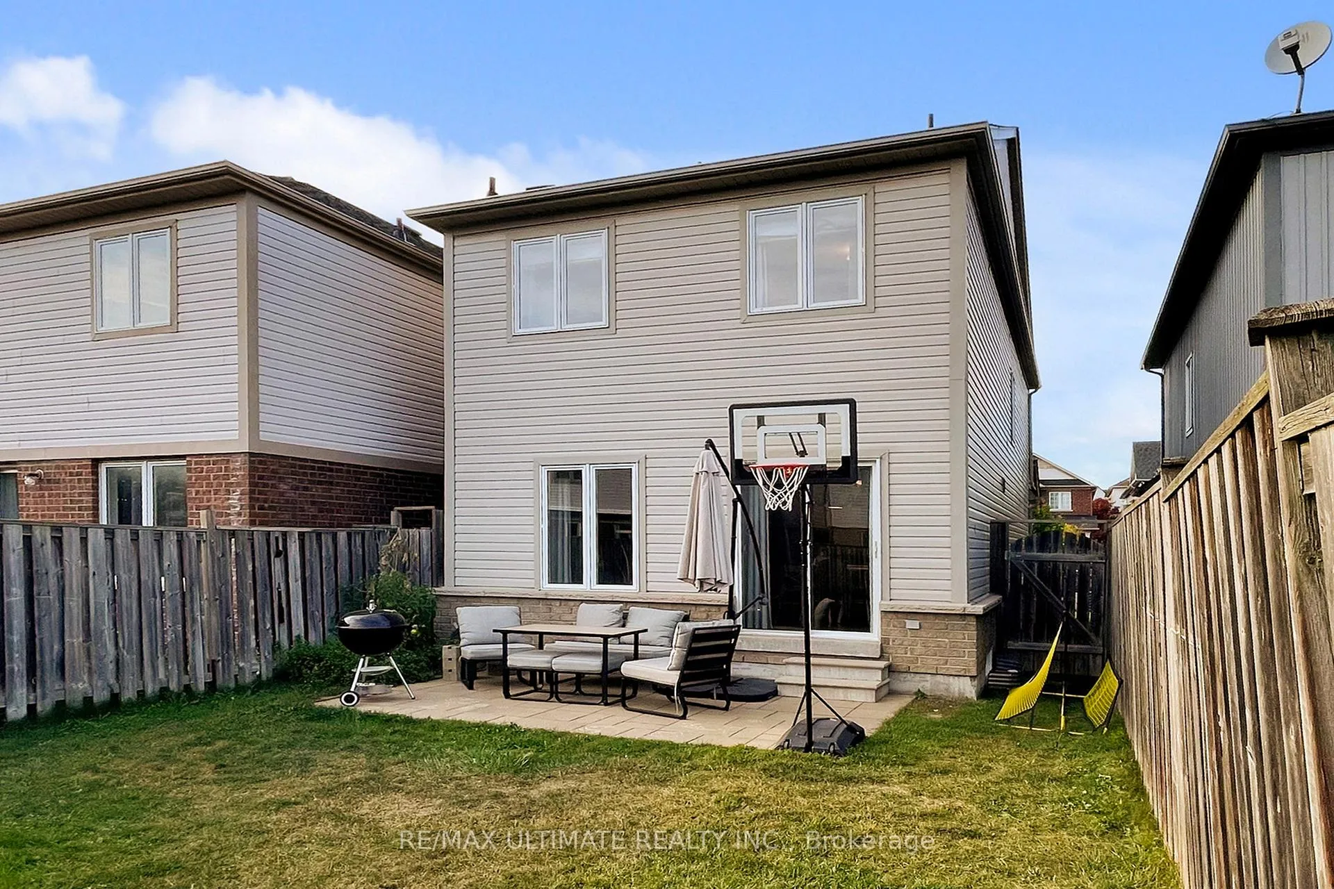 Photo 36 of 116 Bettina Place, Whitby, Rolling Acres — HOMEH