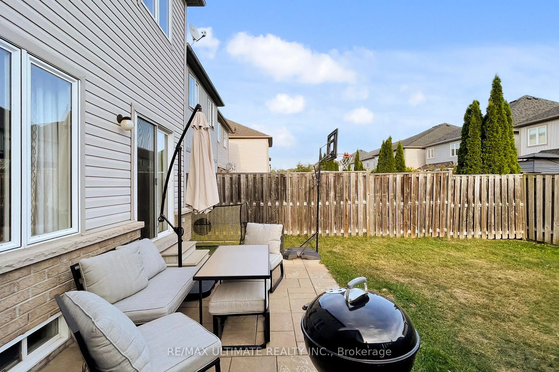 Photo 40 of 116 Bettina Place, Whitby, Rolling Acres — HOMEH