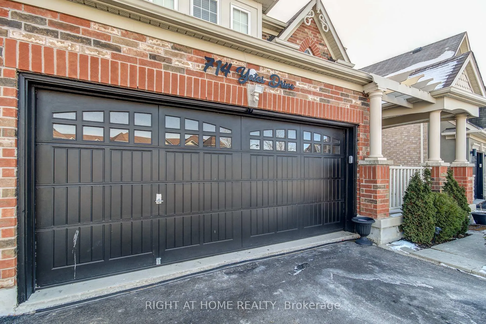 Photo 2 of 714 Yates Drive, Milton, Coates — HOMEH