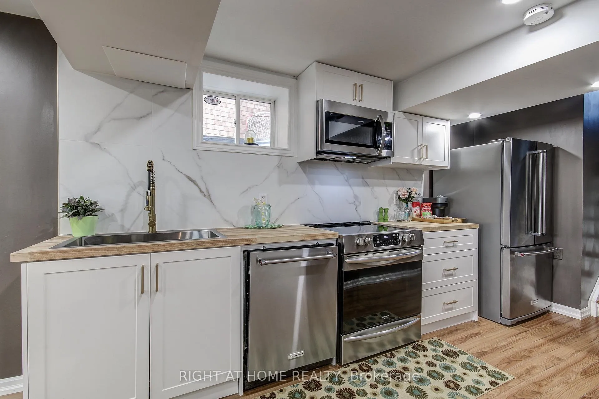 Photo 7 of 714 Yates Drive, Milton, Coates — HOMEH