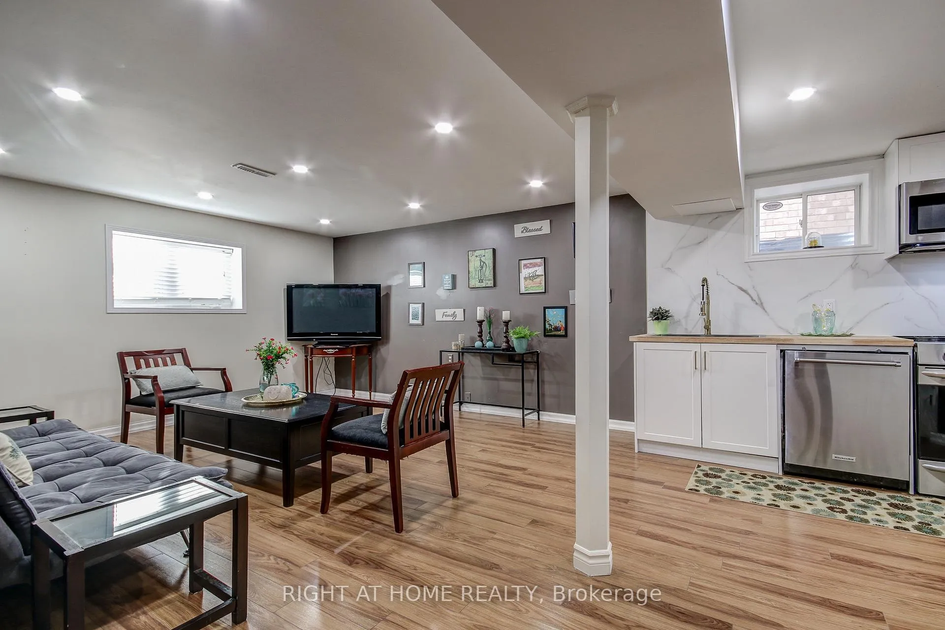 Photo 12 of 714 Yates Drive, Milton, Coates — HOMEH