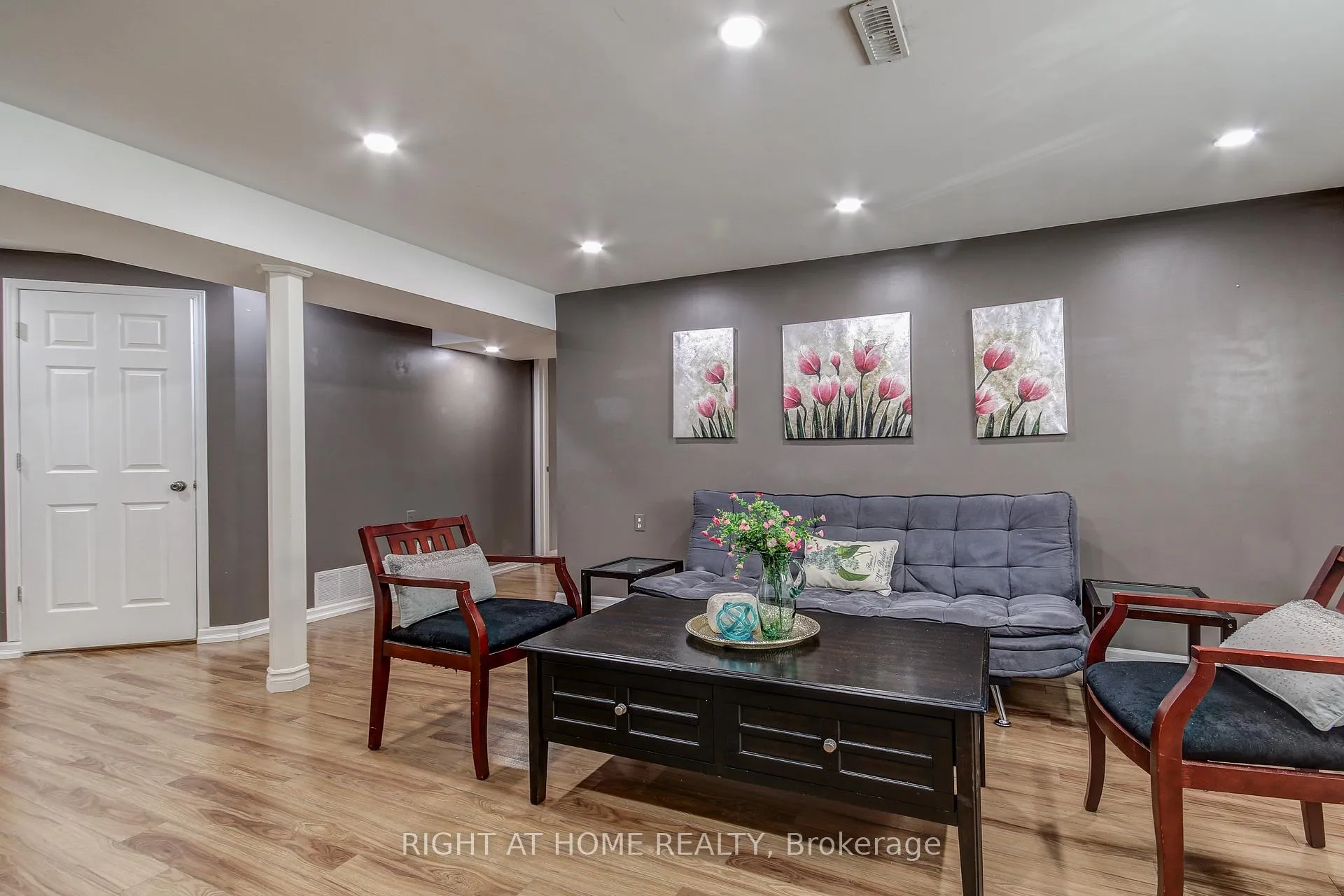 Photo 16 of 714 Yates Drive, Milton, Coates — HOMEH