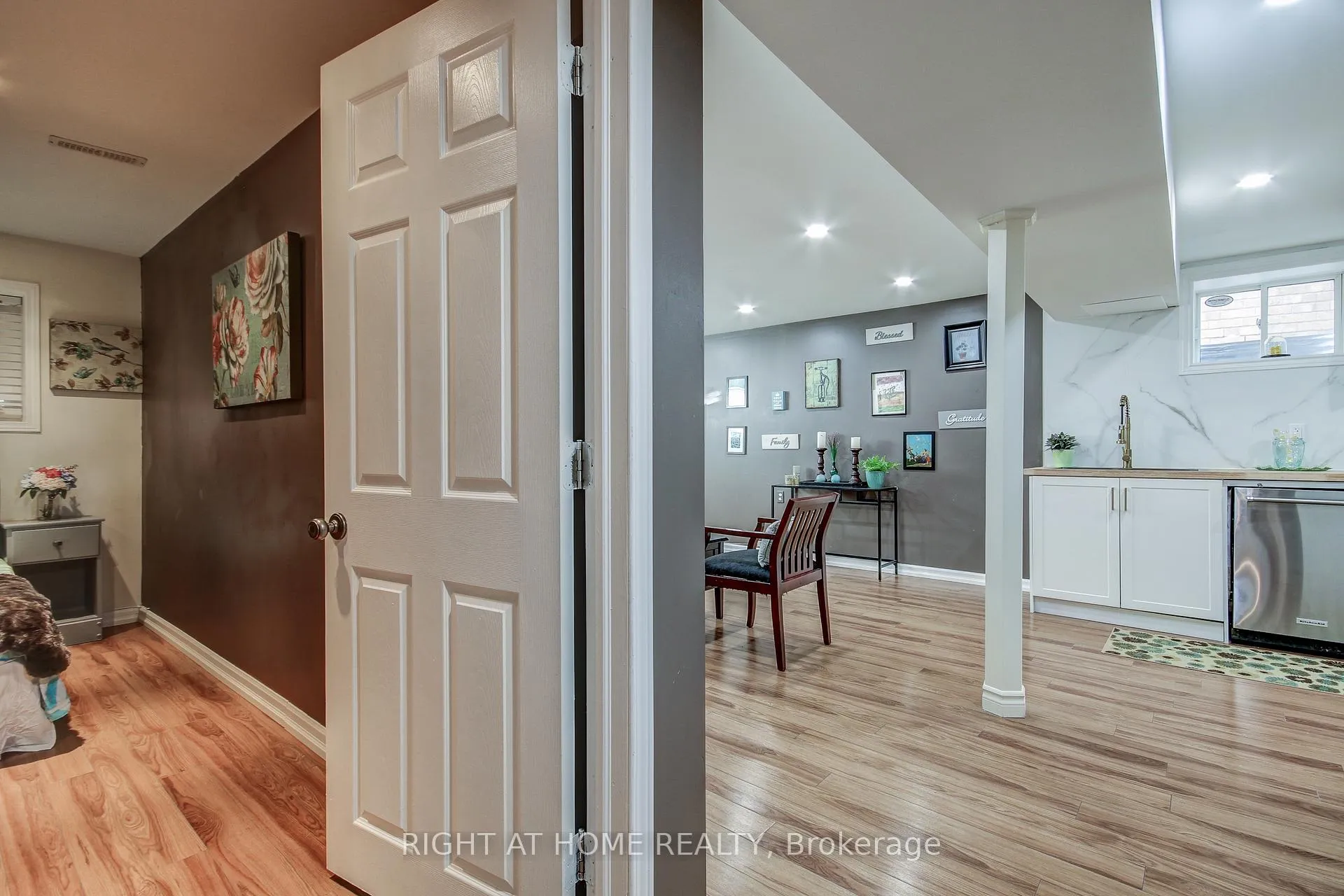 Photo 22 of 714 Yates Drive, Milton, Coates — HOMEH