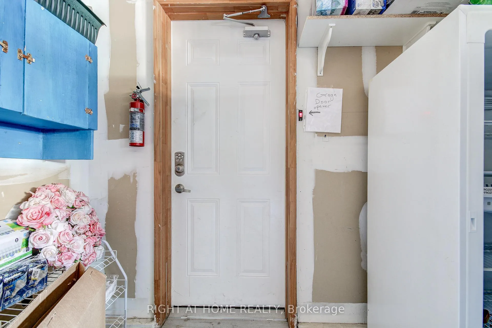Photo 24 of 714 Yates Drive, Milton, Coates — HOMEH