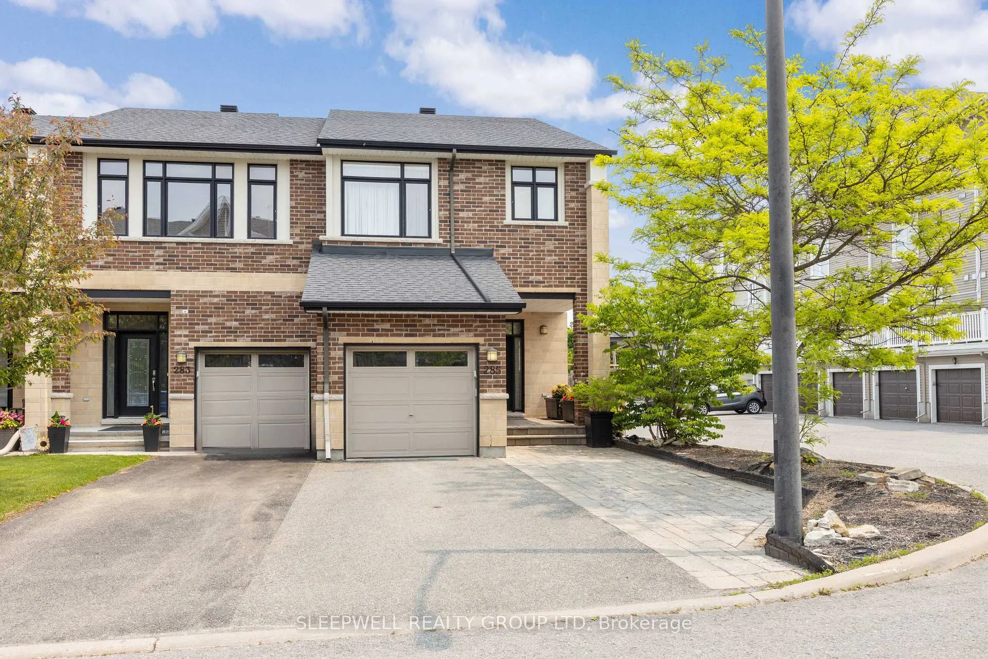 Photo 2 of 285 Kinghaven Crescent, Ottawa, Kanata - Bridlewood — HOMEH