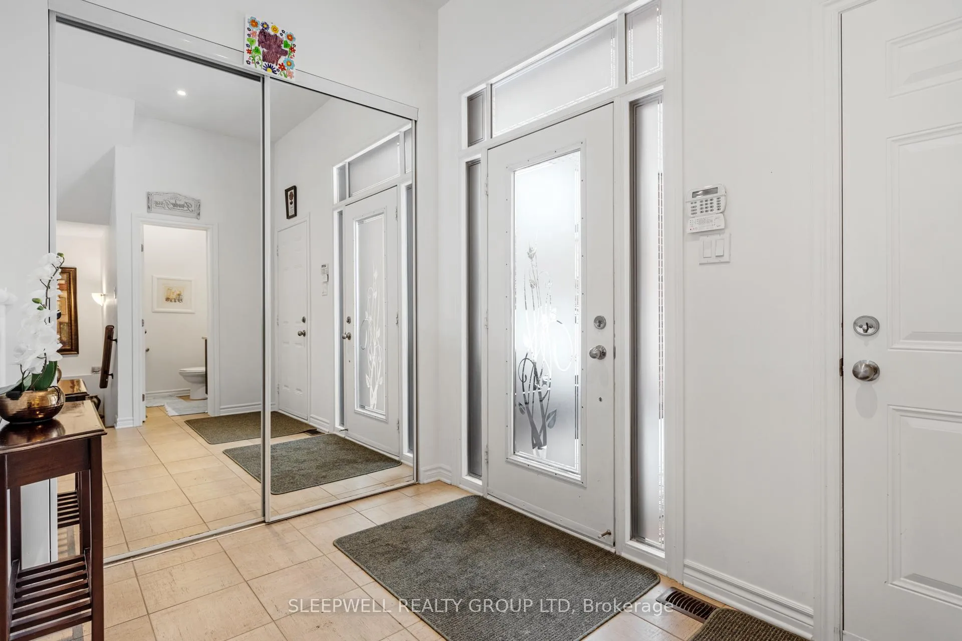 Photo 4 of 285 Kinghaven Crescent, Ottawa, Kanata - Bridlewood — HOMEH