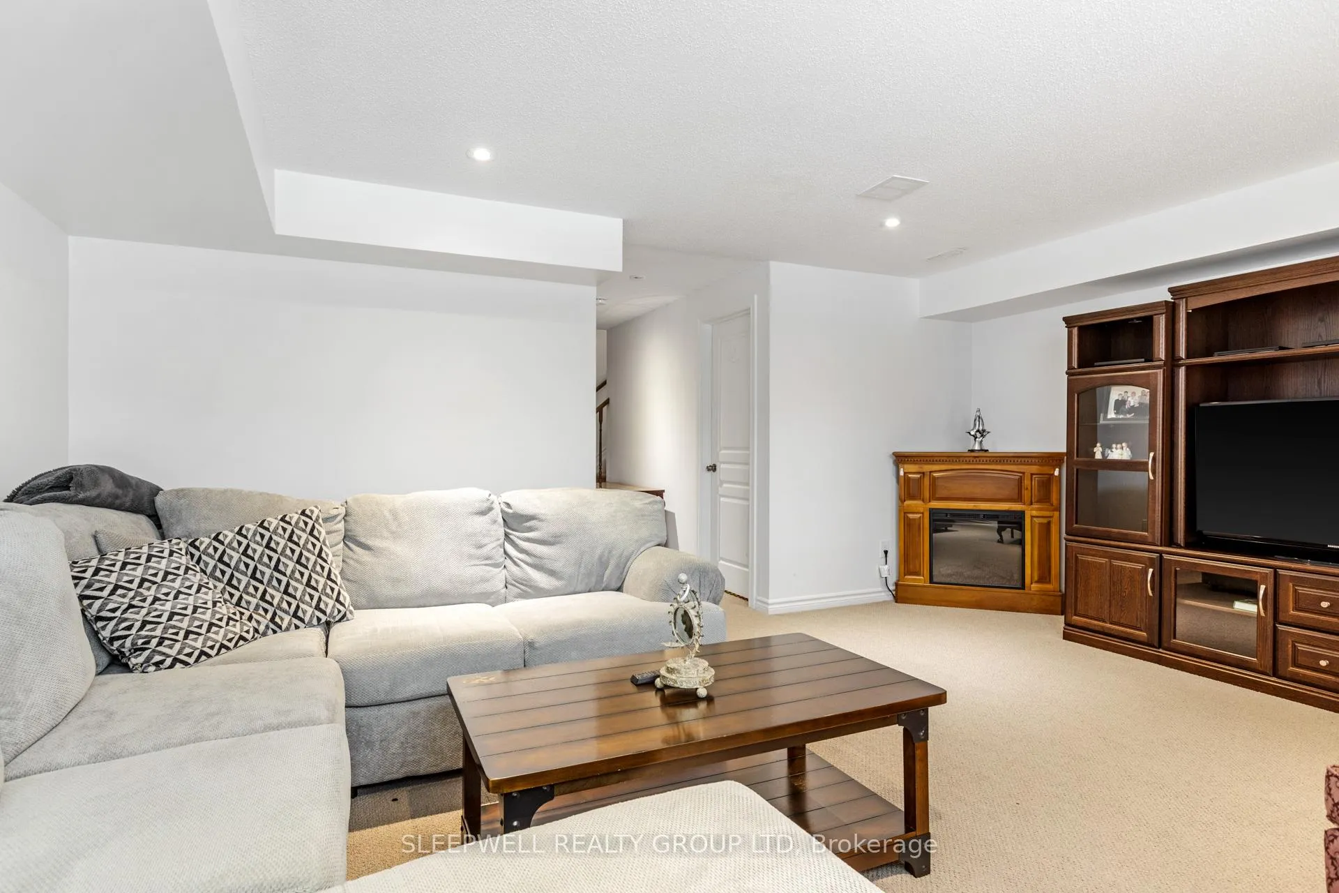 Photo 19 of 285 Kinghaven Crescent, Ottawa, Kanata - Bridlewood — HOMEH