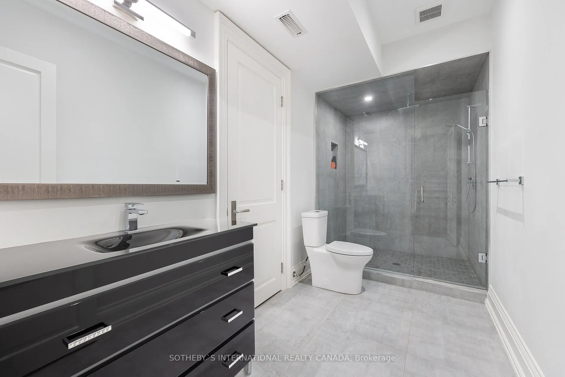Photo 41 of 22 Hillhurst Boulevard, Toronto, Lawrence Park South — HOMEH