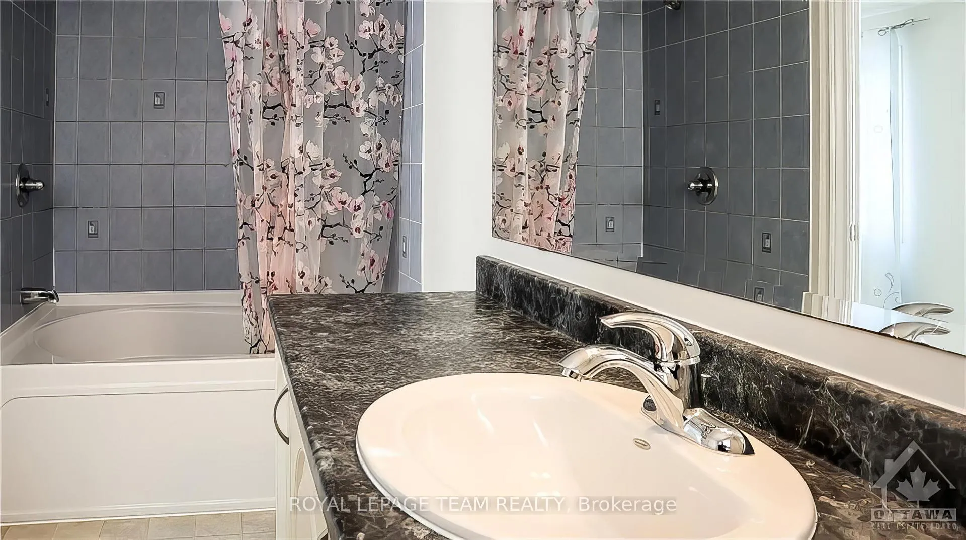 Photo 13 of 271 Serena Way, Ottawa, Barrhaven - Strandherd — HOMEH