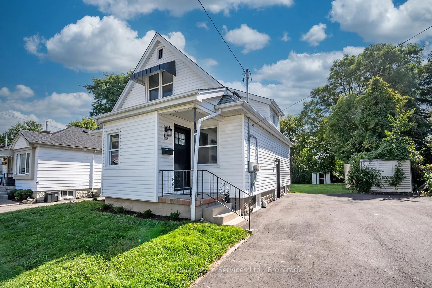 Front of Unit Main, 235 East 21st Street