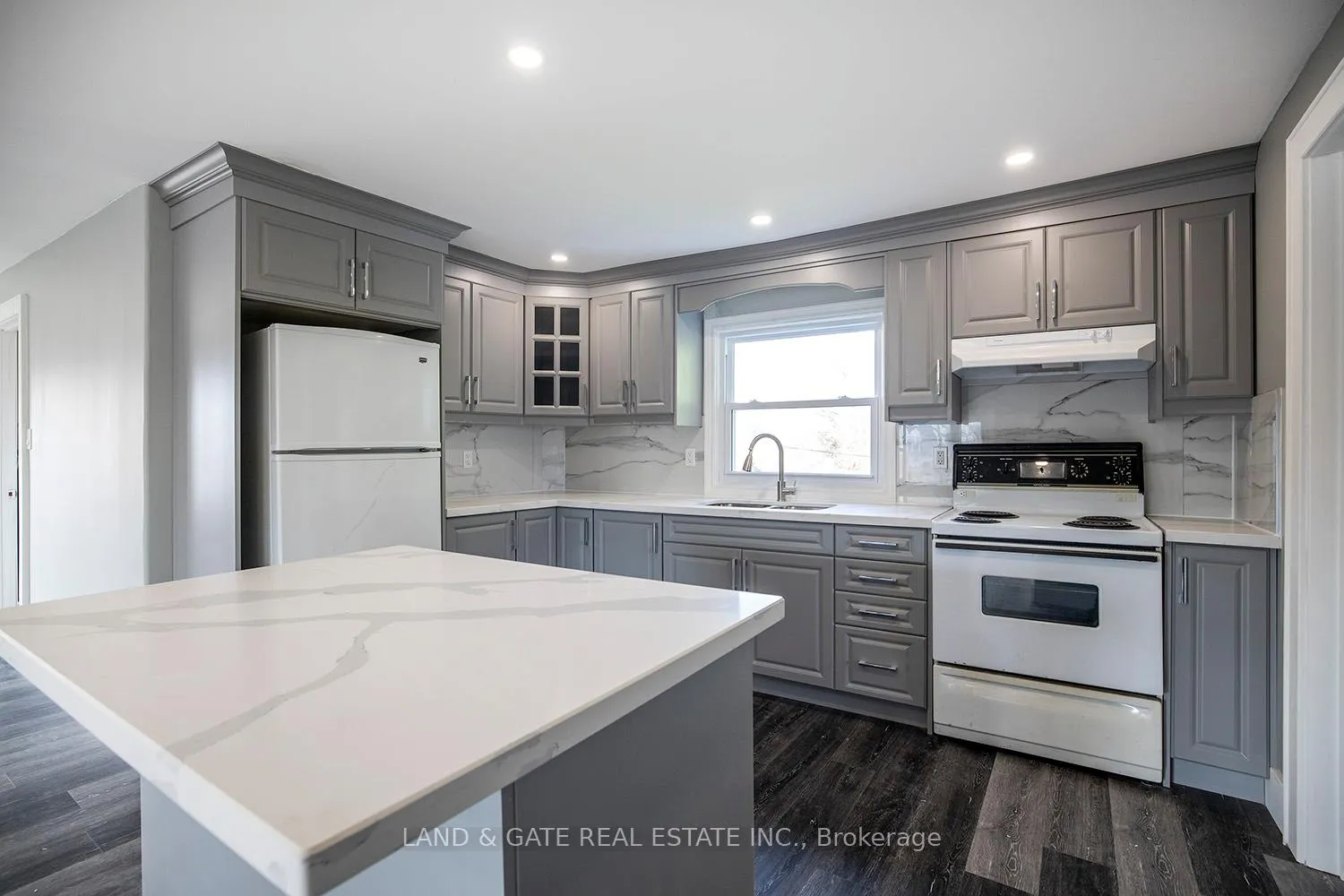 Photo 5 of 50 Arthur Street, Clarington, Newcastle — HOMEH