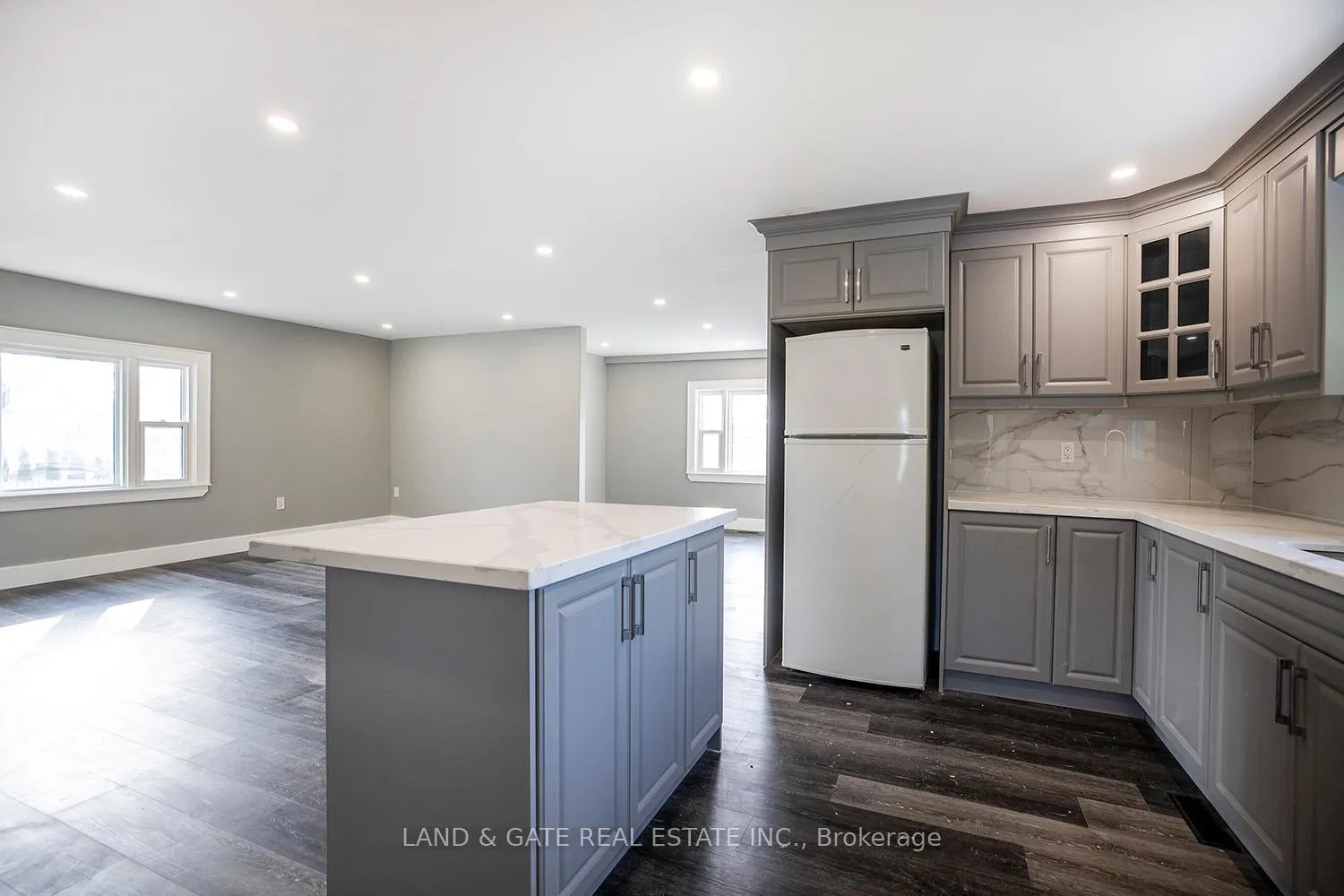 Photo 6 of 50 Arthur Street, Clarington, Newcastle — HOMEH