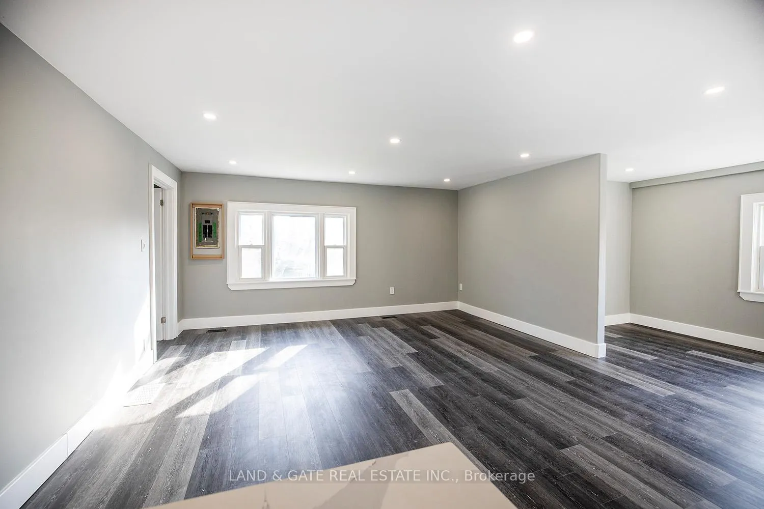 Photo 8 of 50 Arthur Street, Clarington, Newcastle — HOMEH