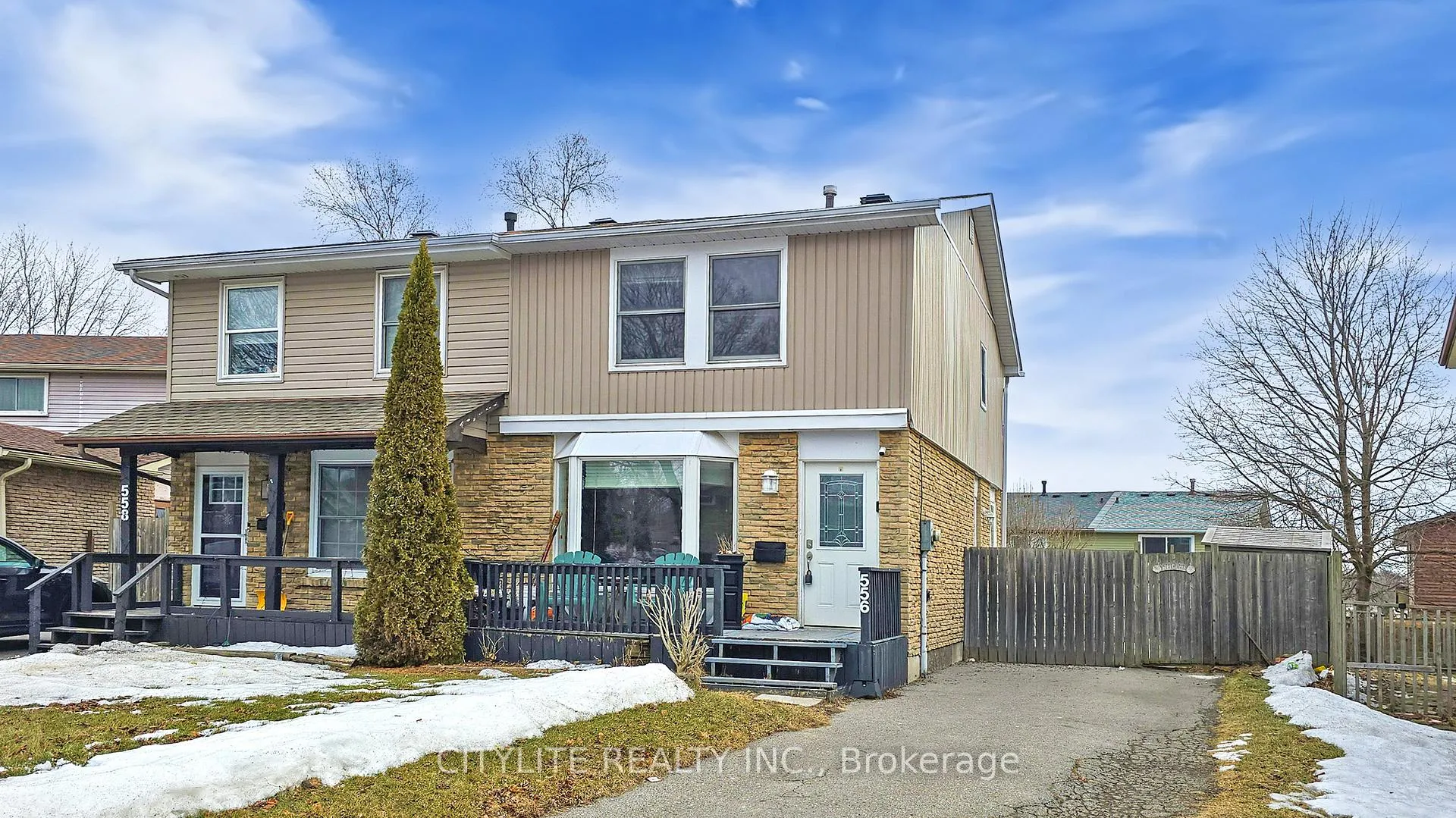 Photo 3 of 556 Lakeview Avenue, Oshawa, Lakeview — HOMEH