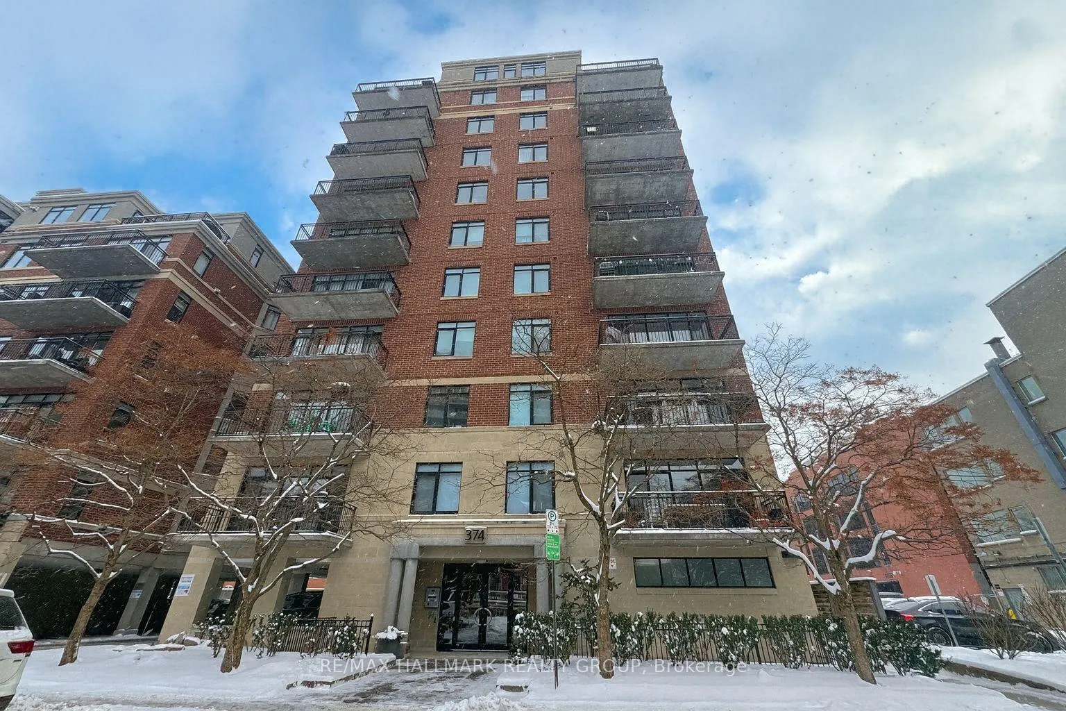 Photo 1 of Unit 401, 374 Cooper Street, Ottawa, Ottawa Centre — HOMEH