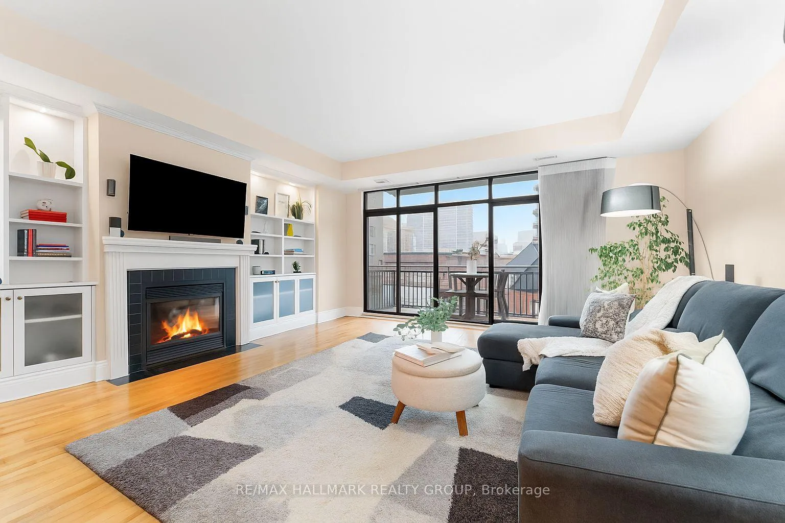 Photo 10 of Unit 401, 374 Cooper Street, Ottawa, Ottawa Centre — HOMEH
