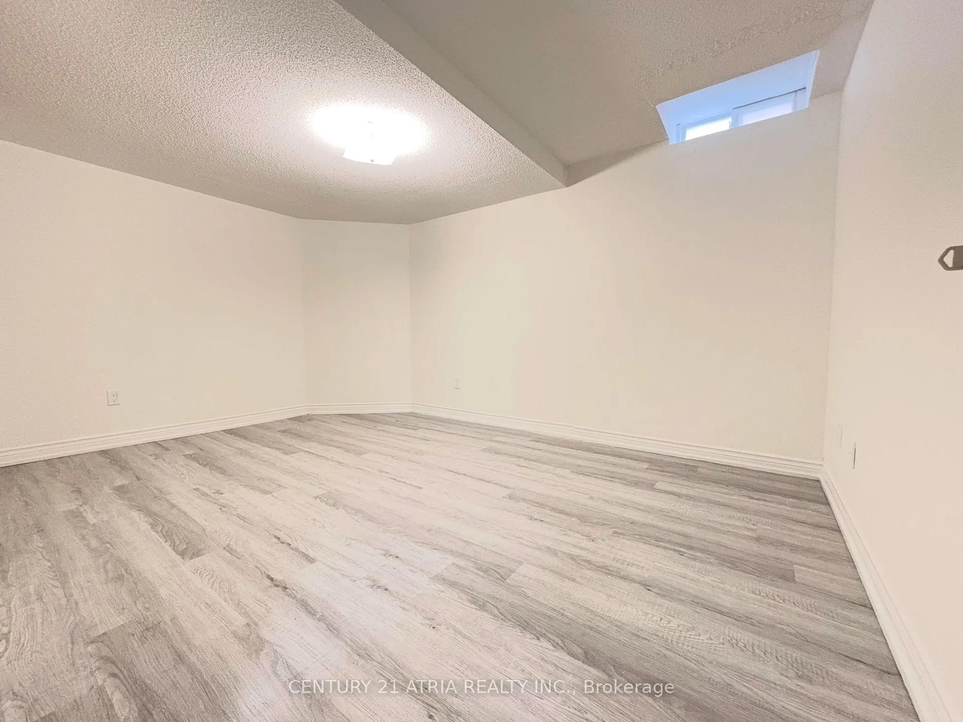 Photo 4 of Unit BSMT, 45 Marcus Crescent, Markham, Raymerville — HOMEH