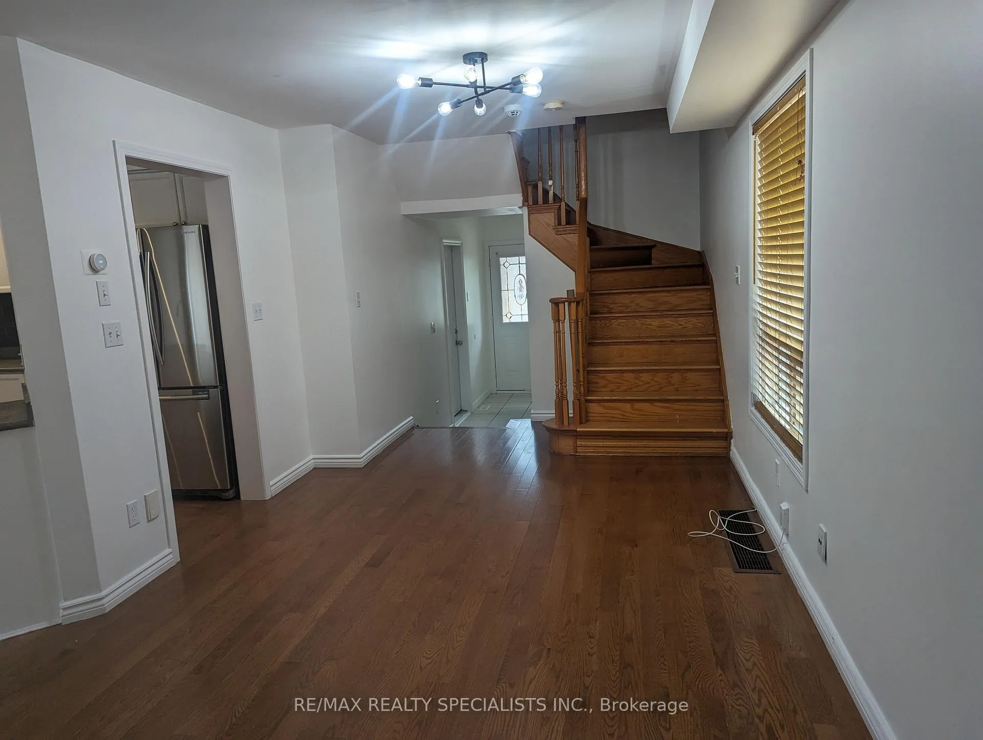 Photo 11 of 34 Flaxman Avenue, Clarington, Bowmanville — HOMEH