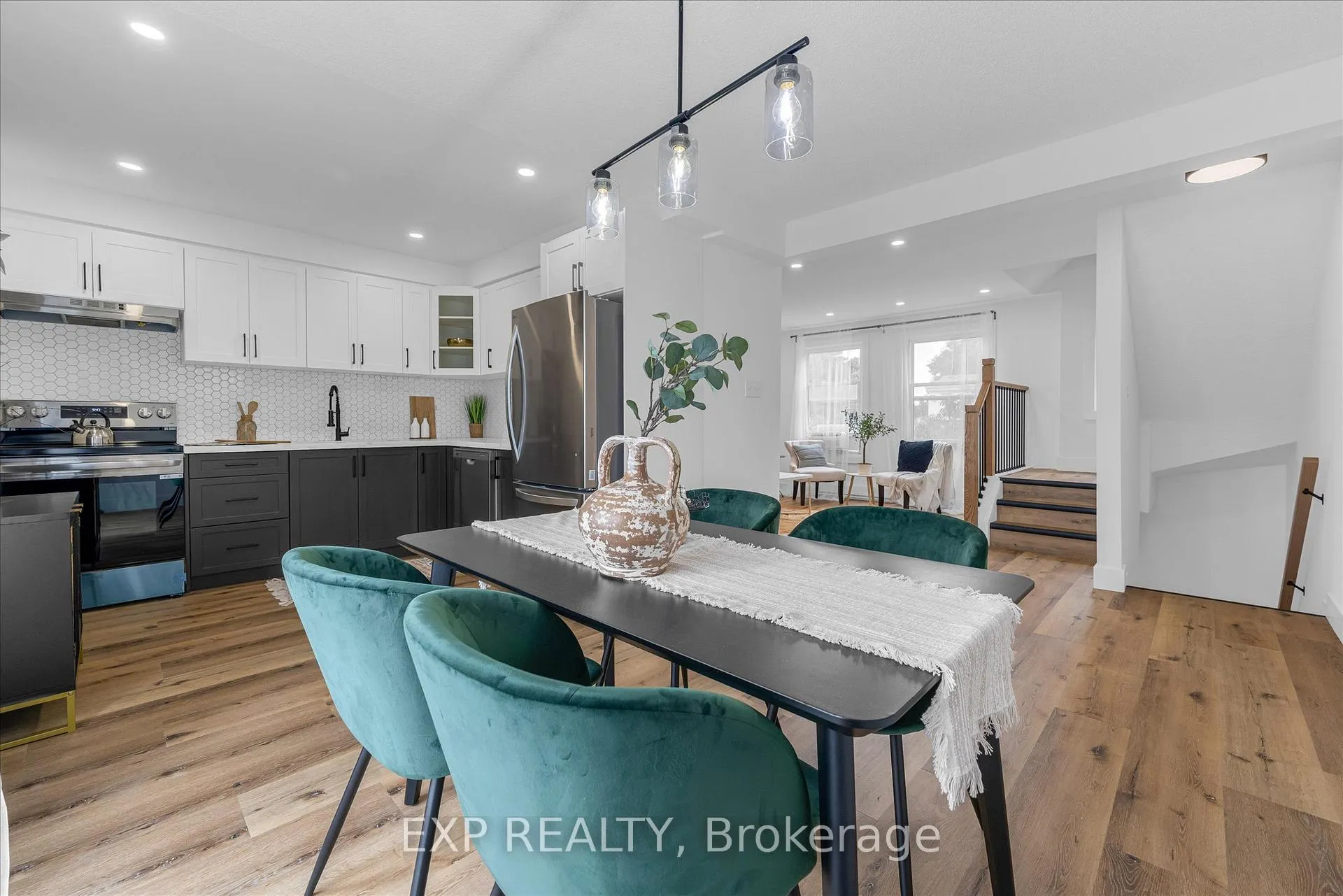 Photo 4 of Unit 10, 1255 Upper Gage Avenue, Hamilton, Quinndale — HOMEH