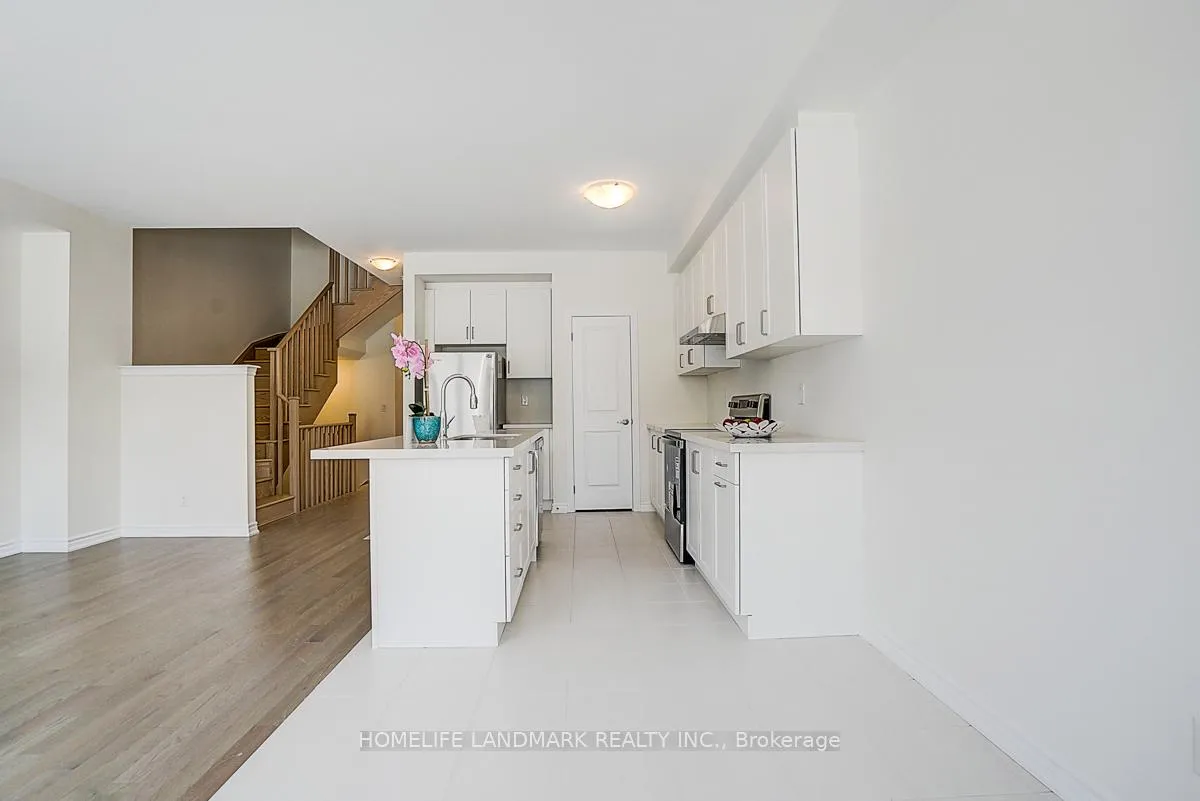 Photo 8 of 22 Freeman Williams Street, Markham, Angus Glen — HOMEH