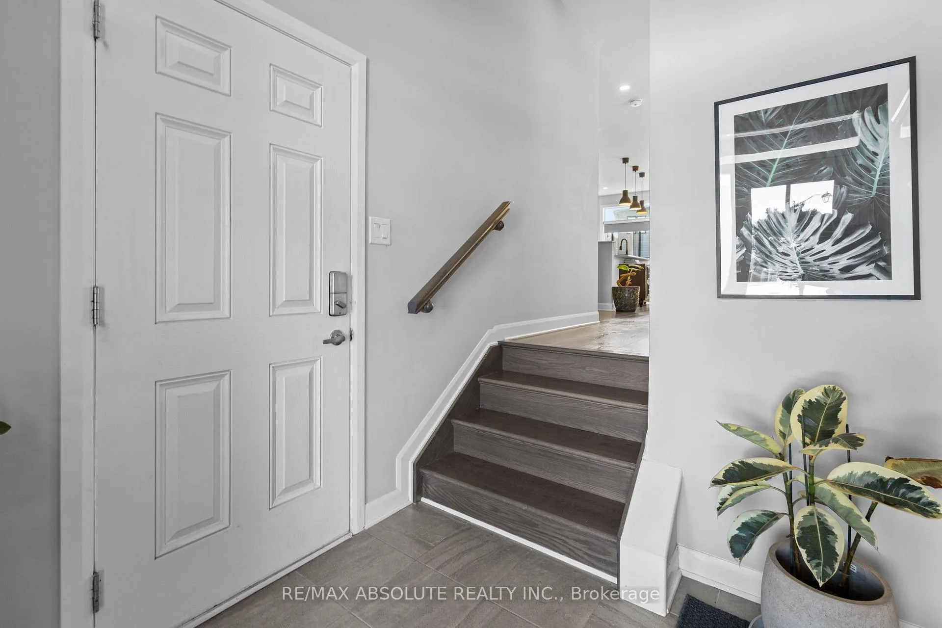 Photo 6 of 80 Natare Place, Ottawa, Kanata - Kanata Lakes/Heritage Hills — HOMEH