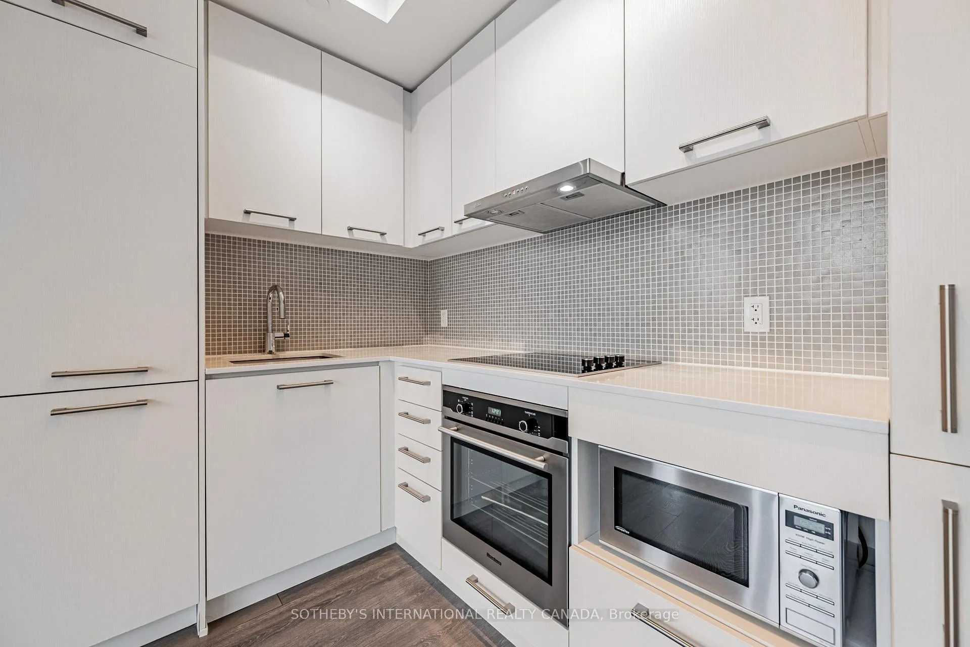 Photo 8 of Unit 4308, 87 Peter Street, Toronto, Waterfront Communities — HOMEH
