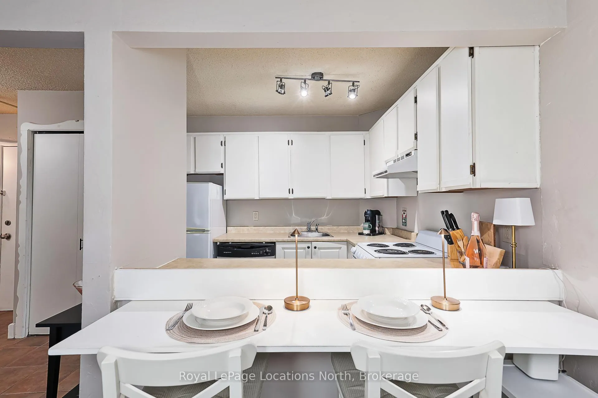 Photo 7 of Unit Unit 18, 209472 26 Highway, Blue Mountains — HOMEH