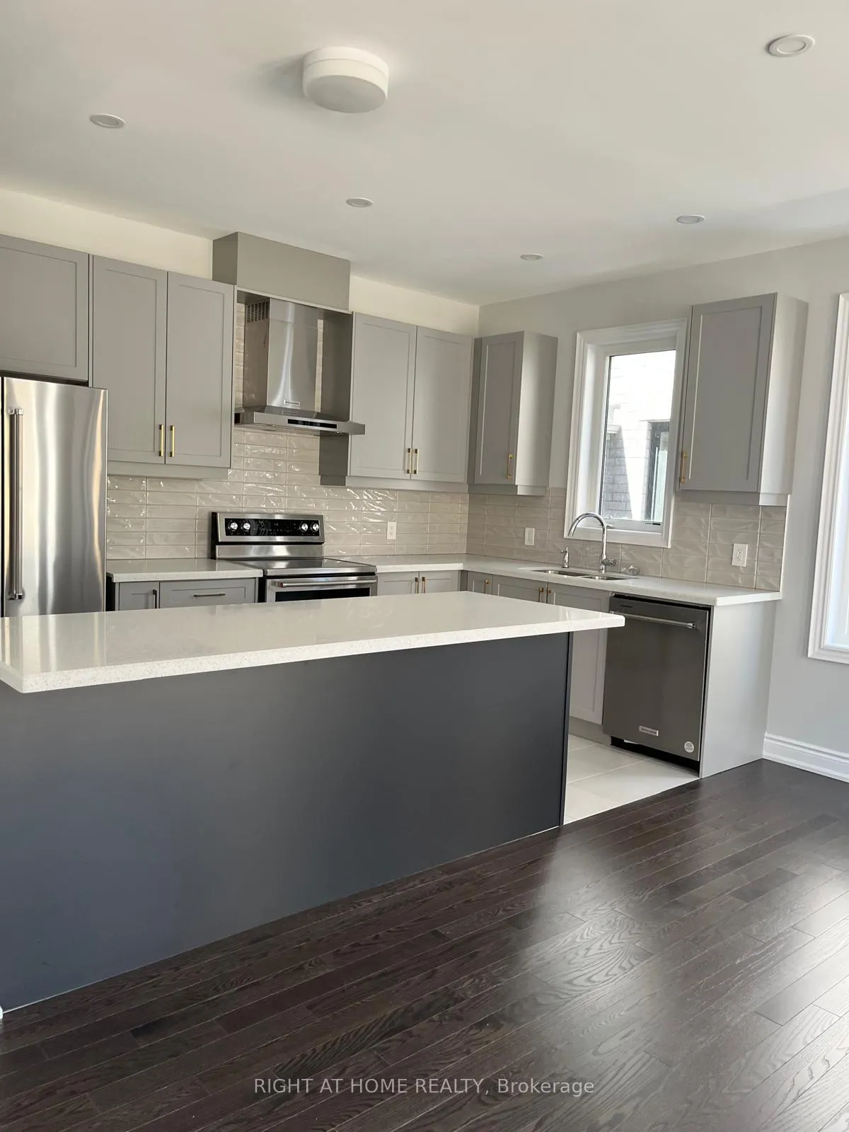 Photo 6 of 13 Periwinkle Road, Springwater, Midhurst — HOMEH