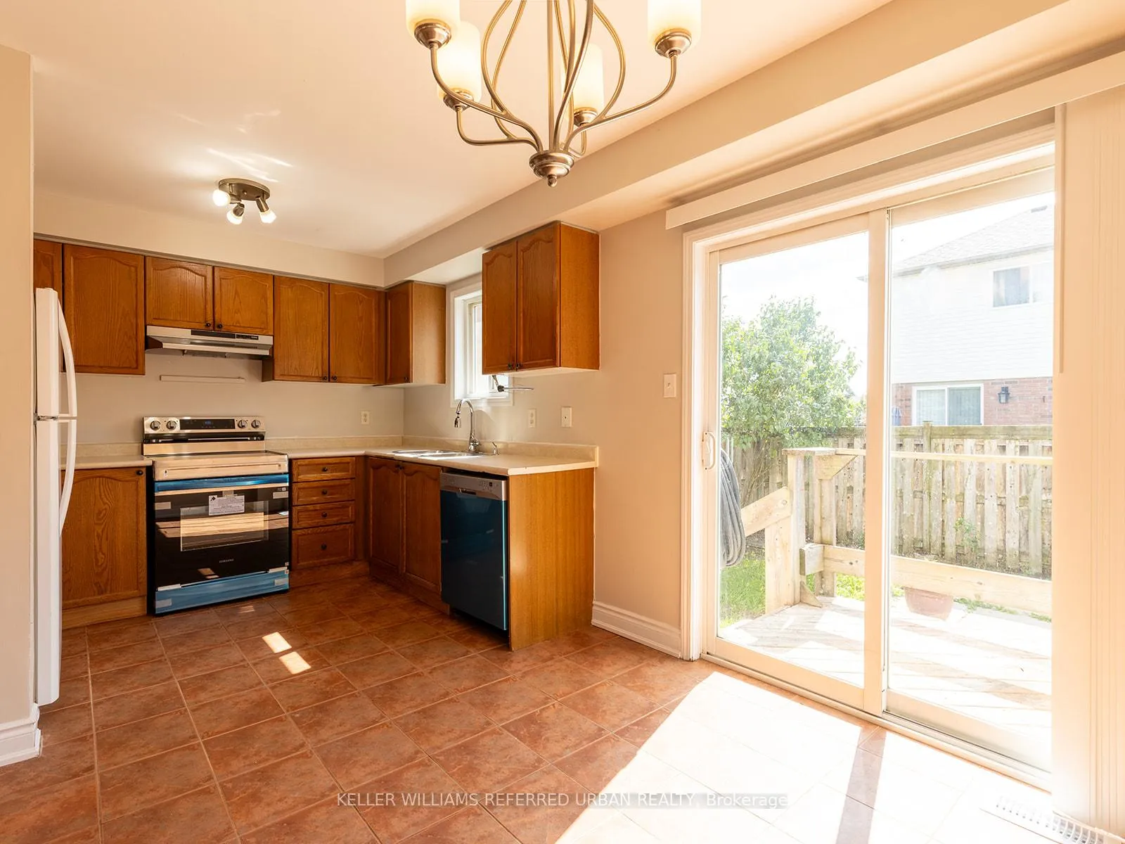 Photo 10 of 10 Coleman Drive, Barrie, Edgehill Drive — HOMEH