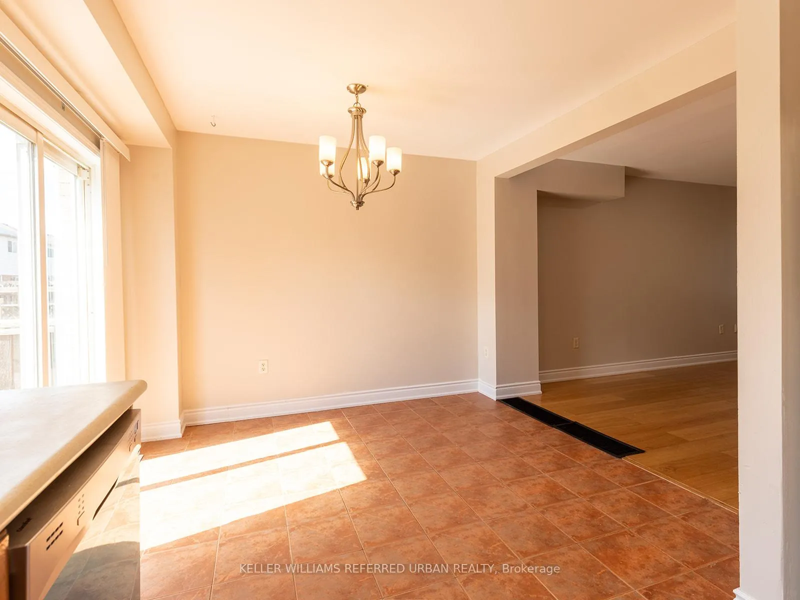 Photo 13 of 10 Coleman Drive, Barrie, Edgehill Drive — HOMEH
