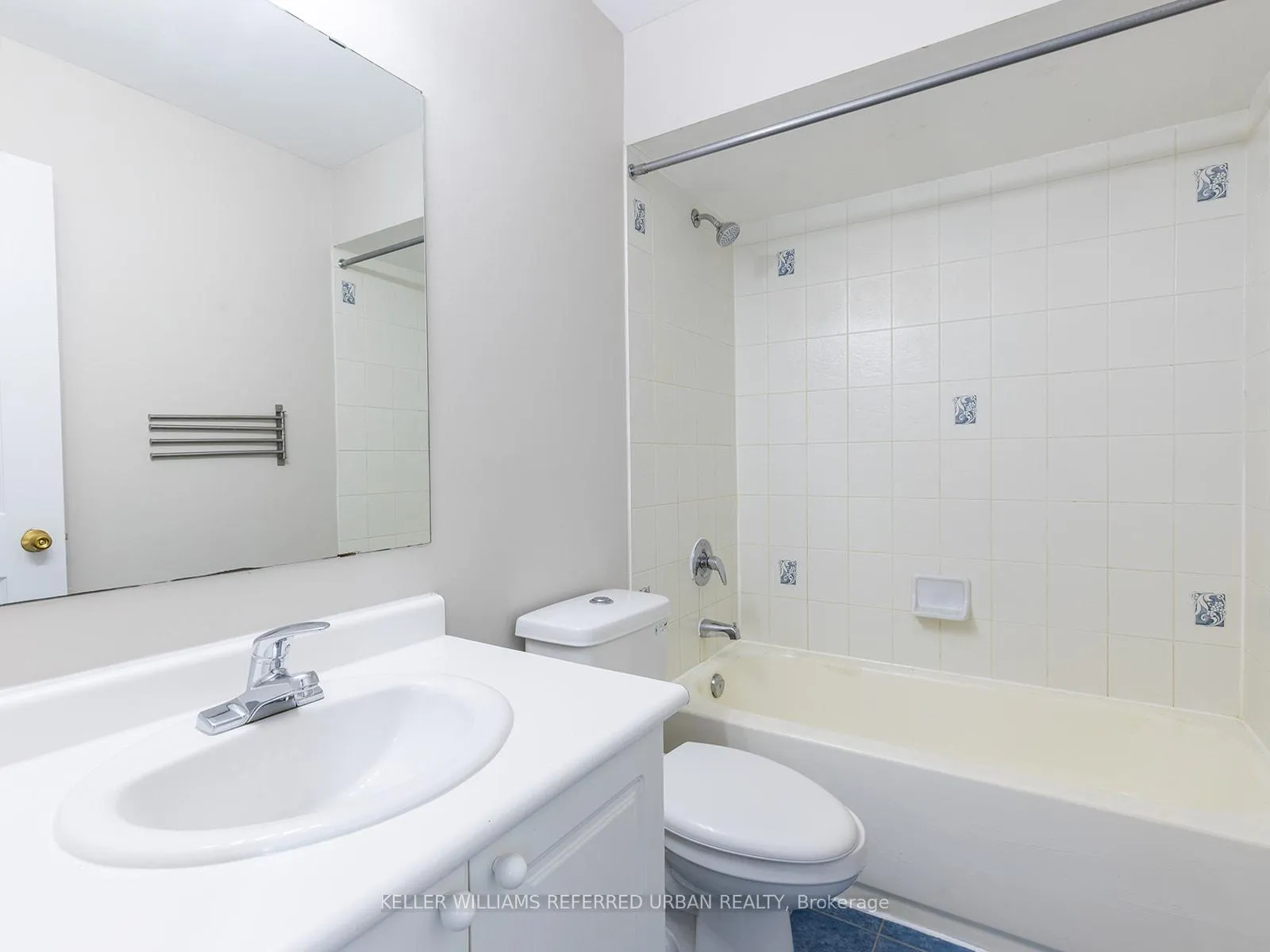Photo 16 of 10 Coleman Drive, Barrie, Edgehill Drive — HOMEH