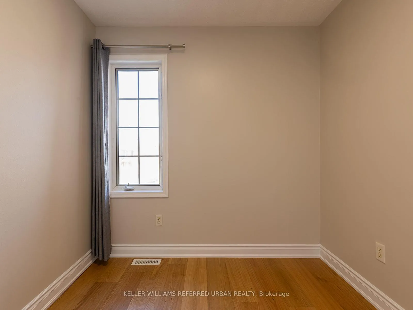 Photo 27 of 10 Coleman Drive, Barrie, Edgehill Drive — HOMEH