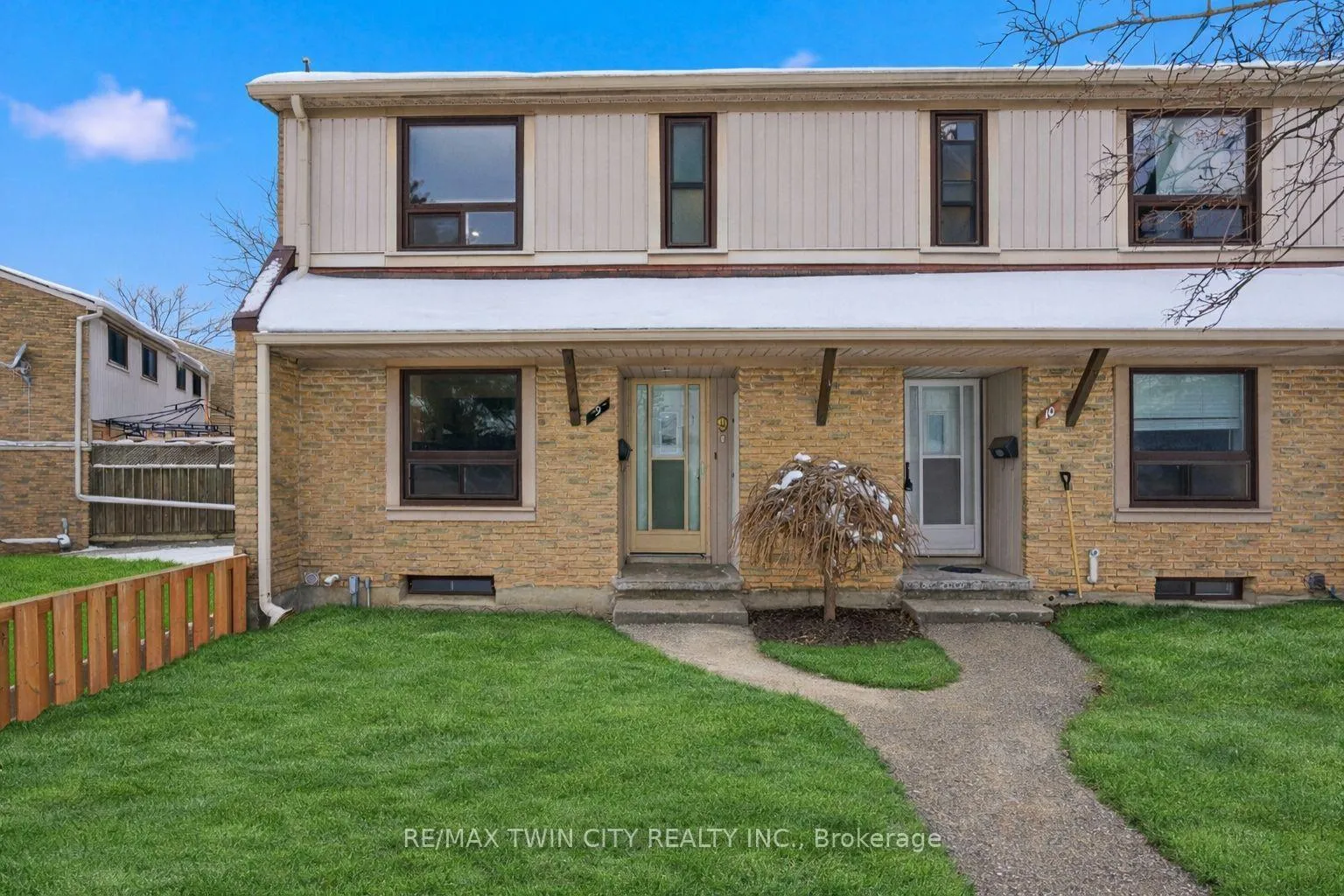 Photo 2 of Unit 9, 280 Thaler Avenue, Kitchener — HOMEH