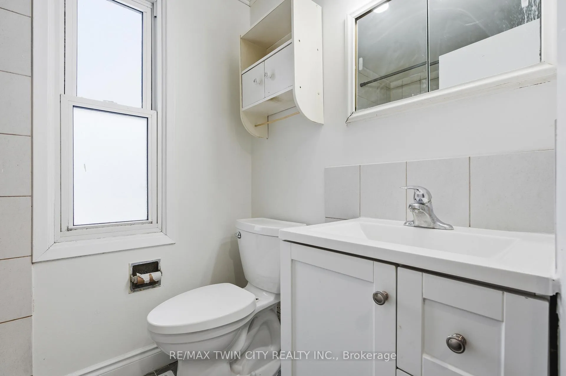 Photo 28 of Unit 9, 280 Thaler Avenue, Kitchener — HOMEH