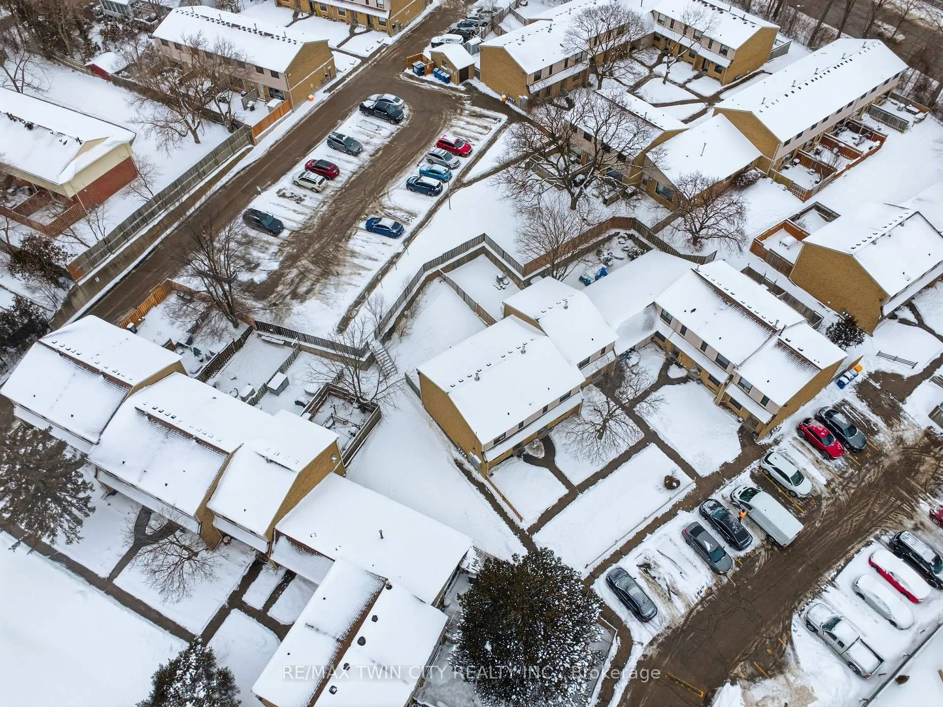Photo 46 of Unit 9, 280 Thaler Avenue, Kitchener — HOMEH