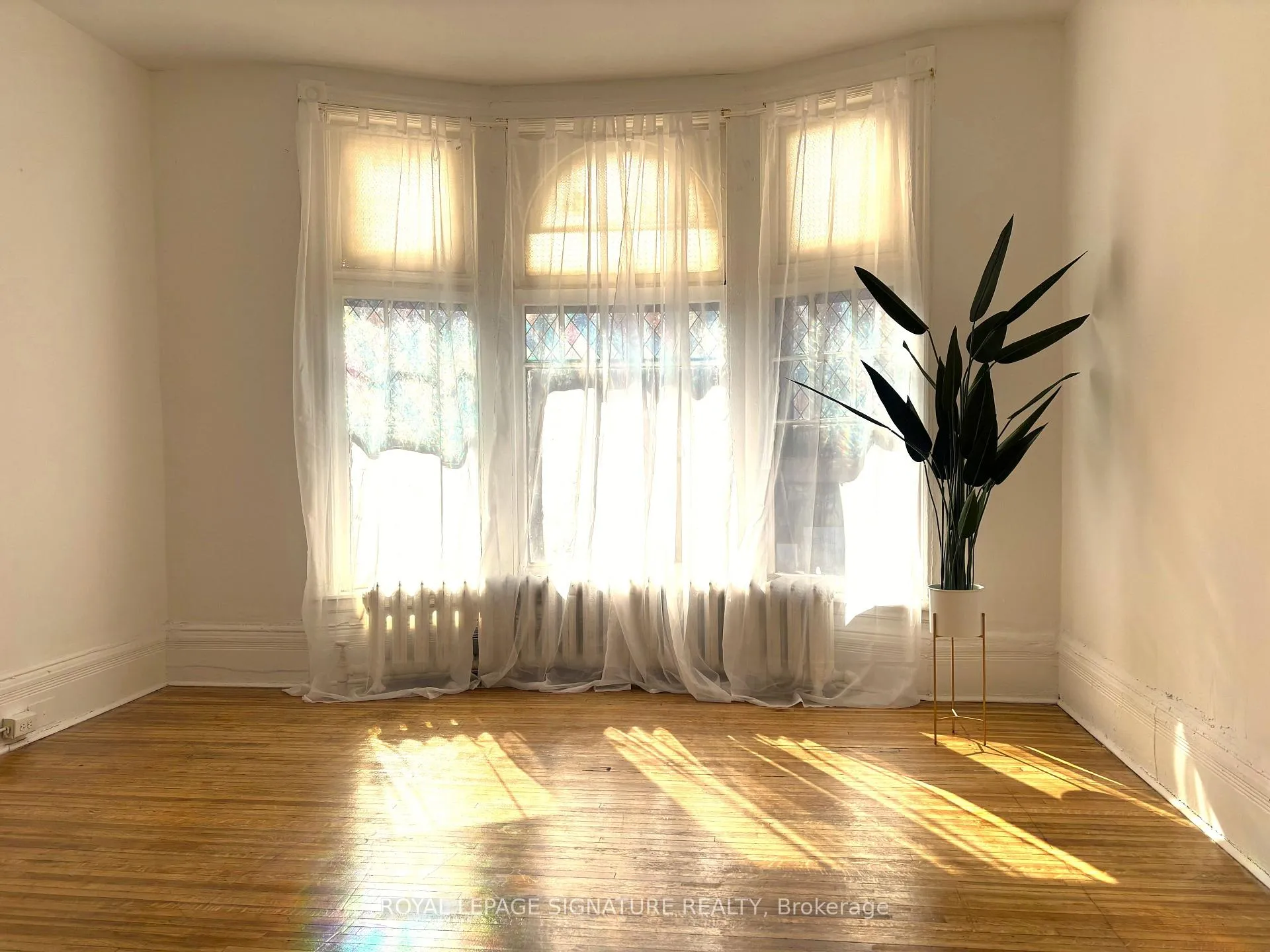 Photo 1 of Unit 1, 686 Queen Street E, Toronto, South Riverdale — HOMEH