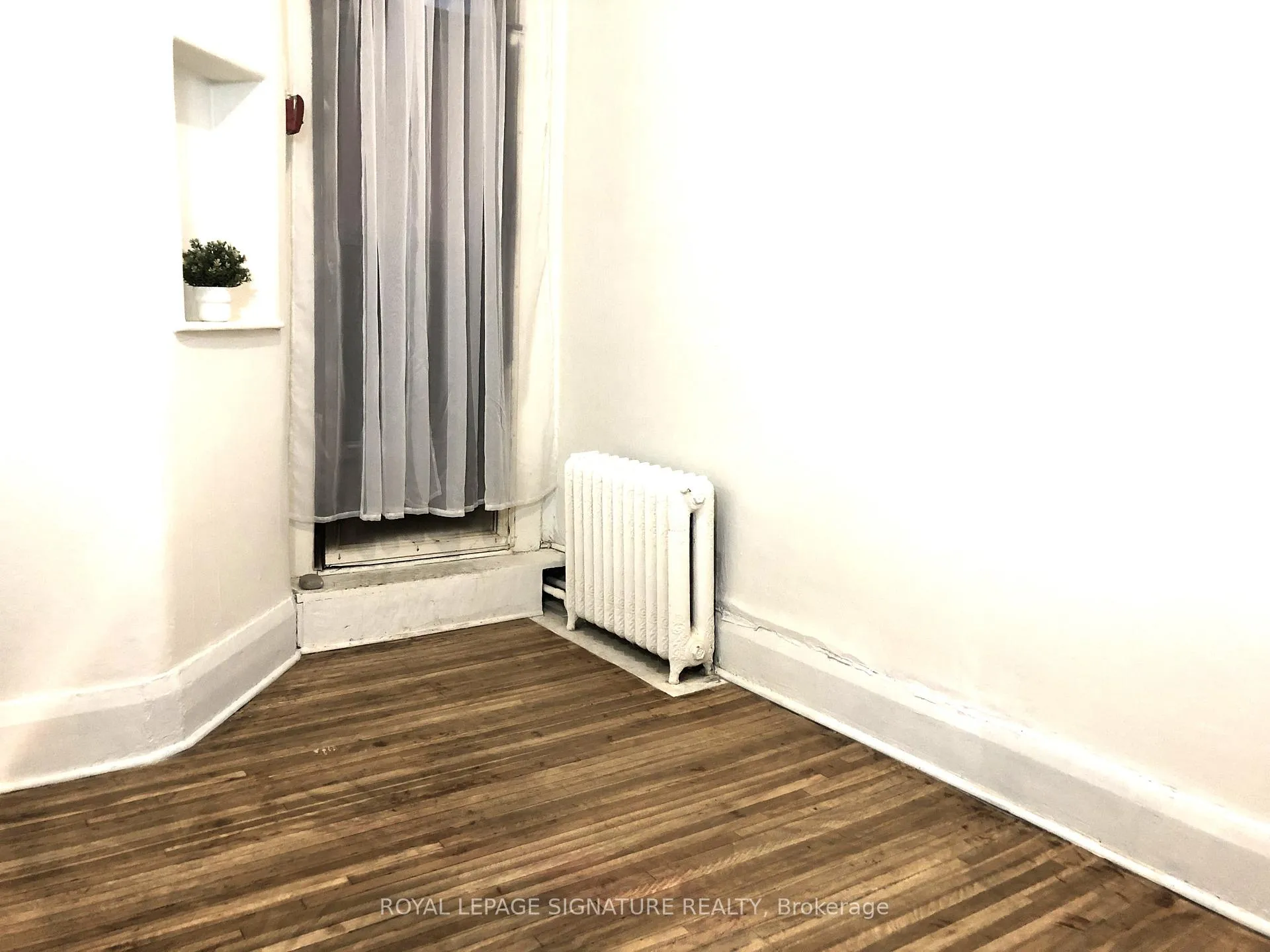 Photo 8 of Unit 1, 686 Queen Street E, Toronto, South Riverdale — HOMEH