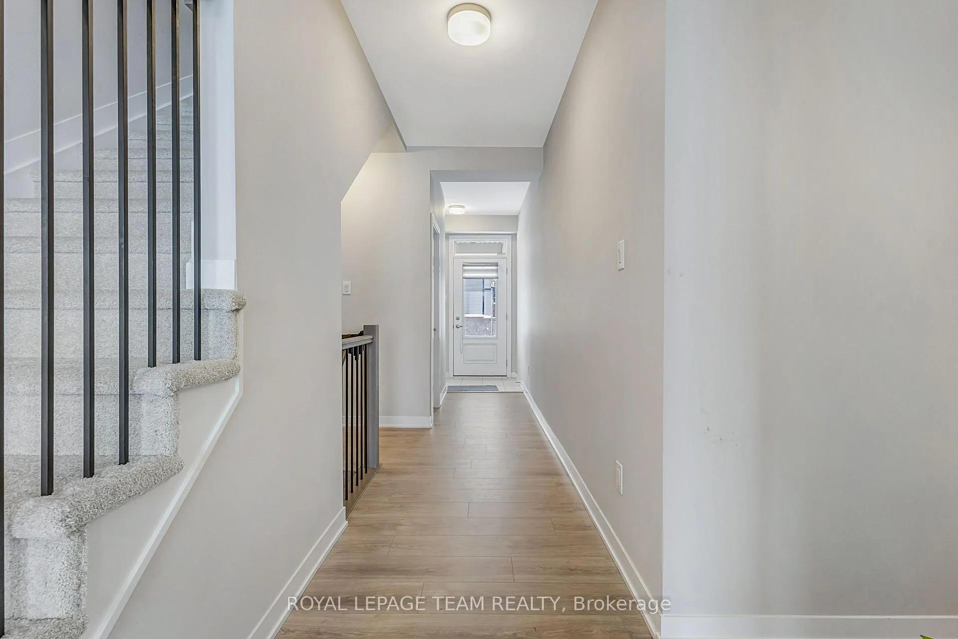 Photo 9 of 819 Andesite Terrace, Ottawa, Barrhaven - Half Moon Bay — HOMEH