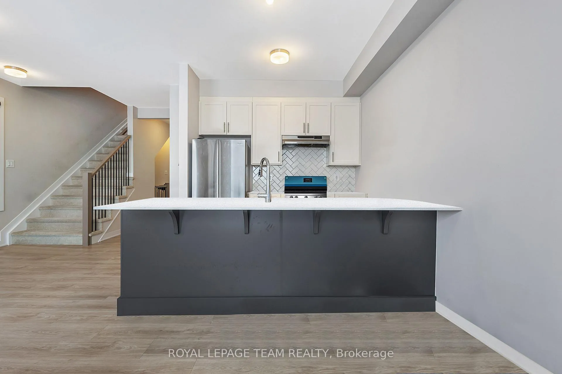Photo 13 of 819 Andesite Terrace, Ottawa, Barrhaven - Half Moon Bay — HOMEH