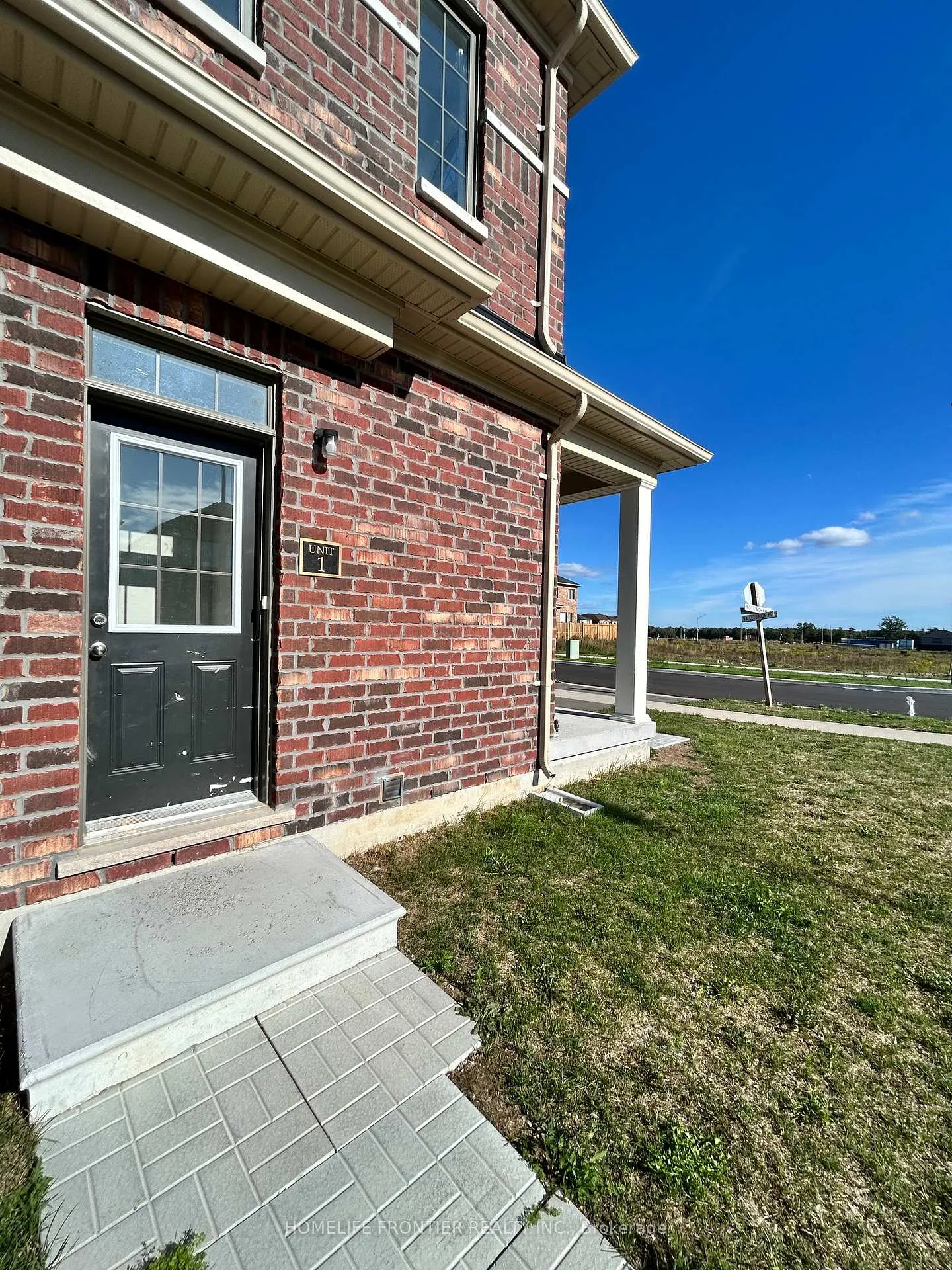 Photo 1 of Unit (Lower Level) Unit 1, 2 Valleybrook Road, Barrie, Innis-Shore — HOMEH