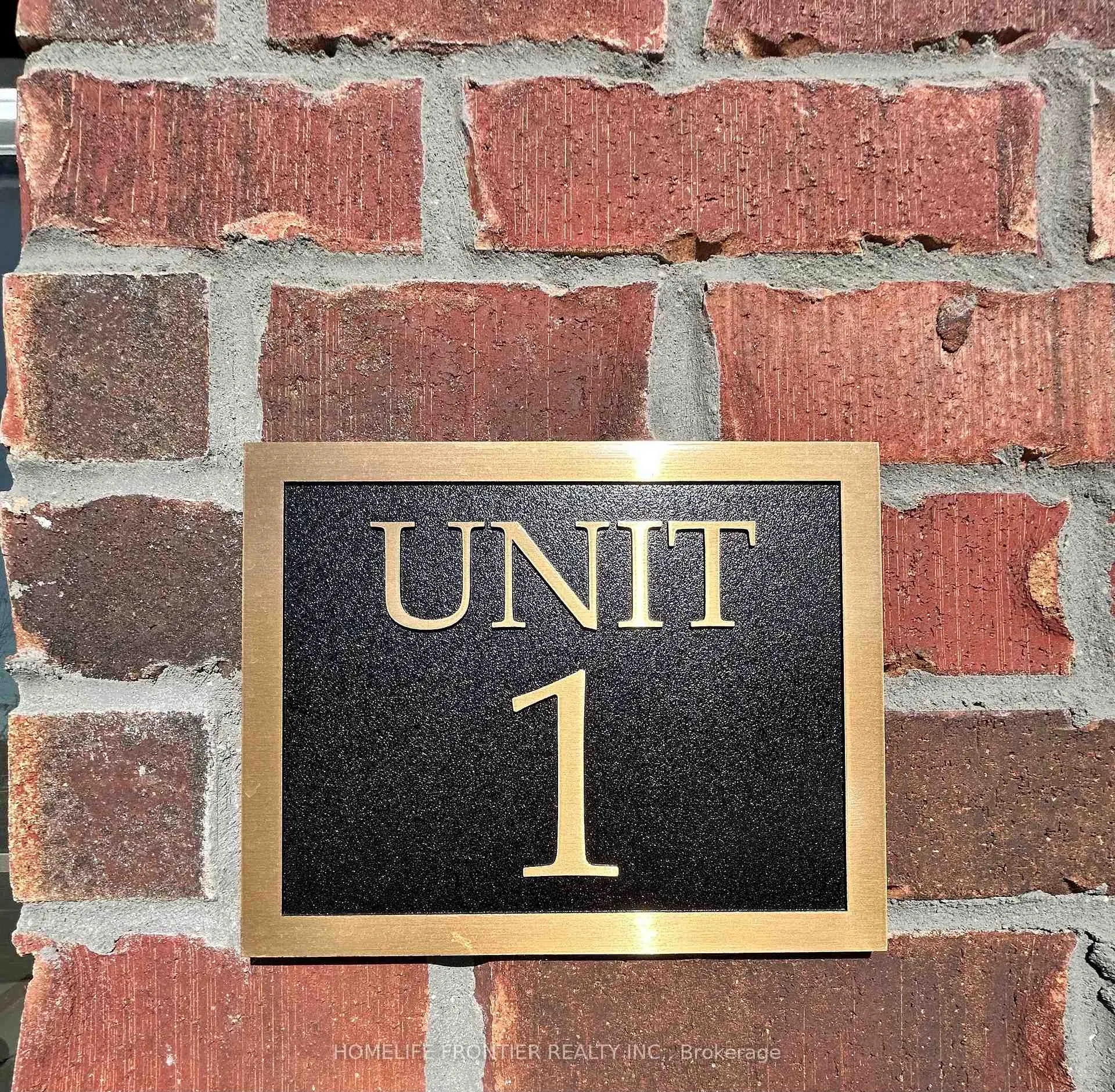 Photo 3 of Unit (Lower Level) Unit 1, 2 Valleybrook Road, Barrie, Innis-Shore — HOMEH
