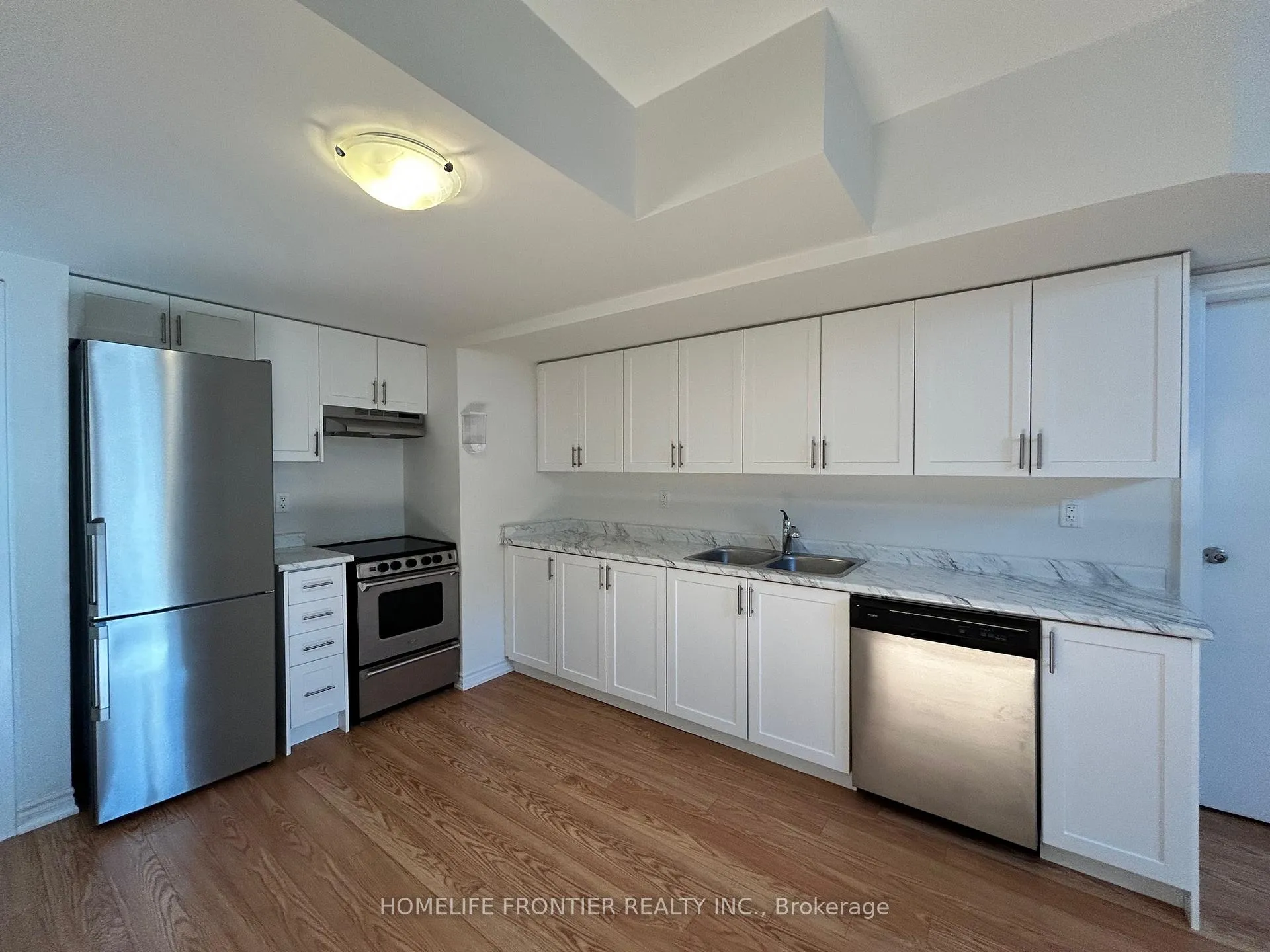 Photo 6 of Unit (Lower Level) Unit 1, 2 Valleybrook Road, Barrie, Innis-Shore — HOMEH