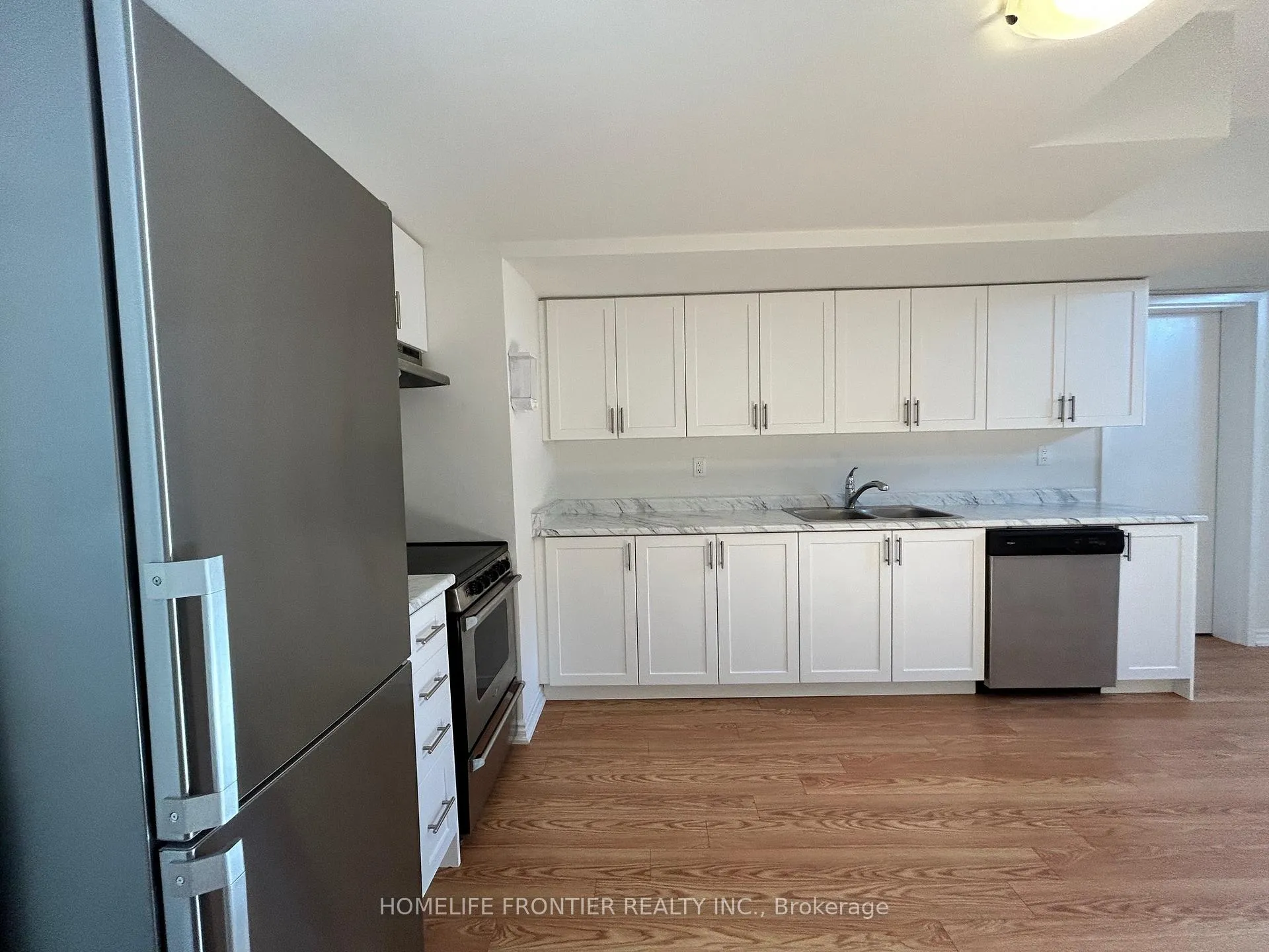 Photo 8 of Unit (Lower Level) Unit 1, 2 Valleybrook Road, Barrie, Innis-Shore — HOMEH