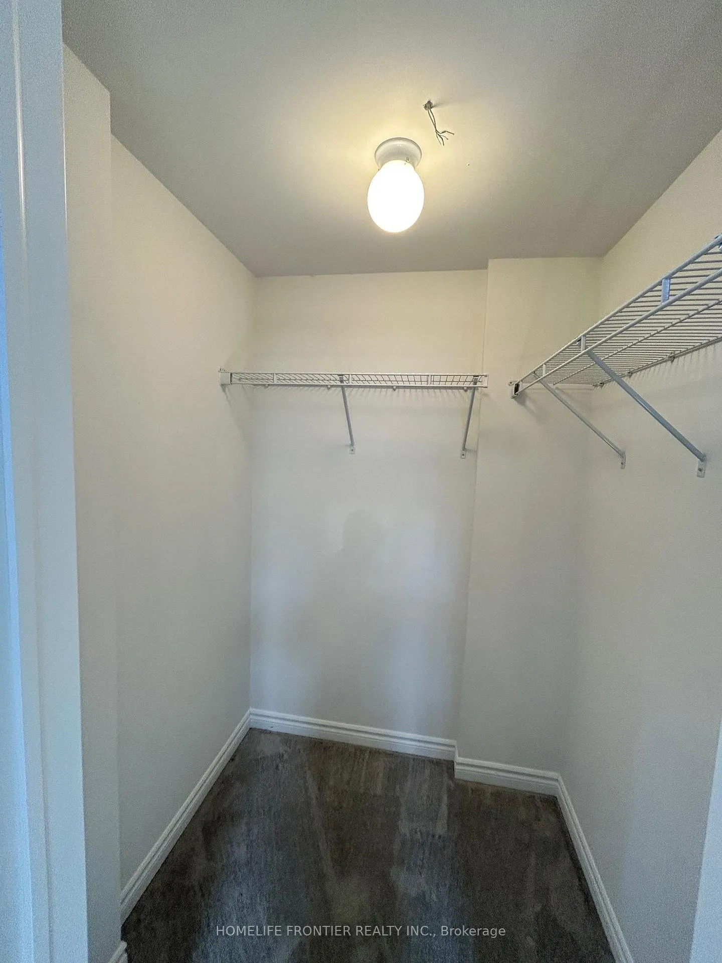 Photo 12 of Unit (Lower Level) Unit 1, 2 Valleybrook Road, Barrie, Innis-Shore — HOMEH