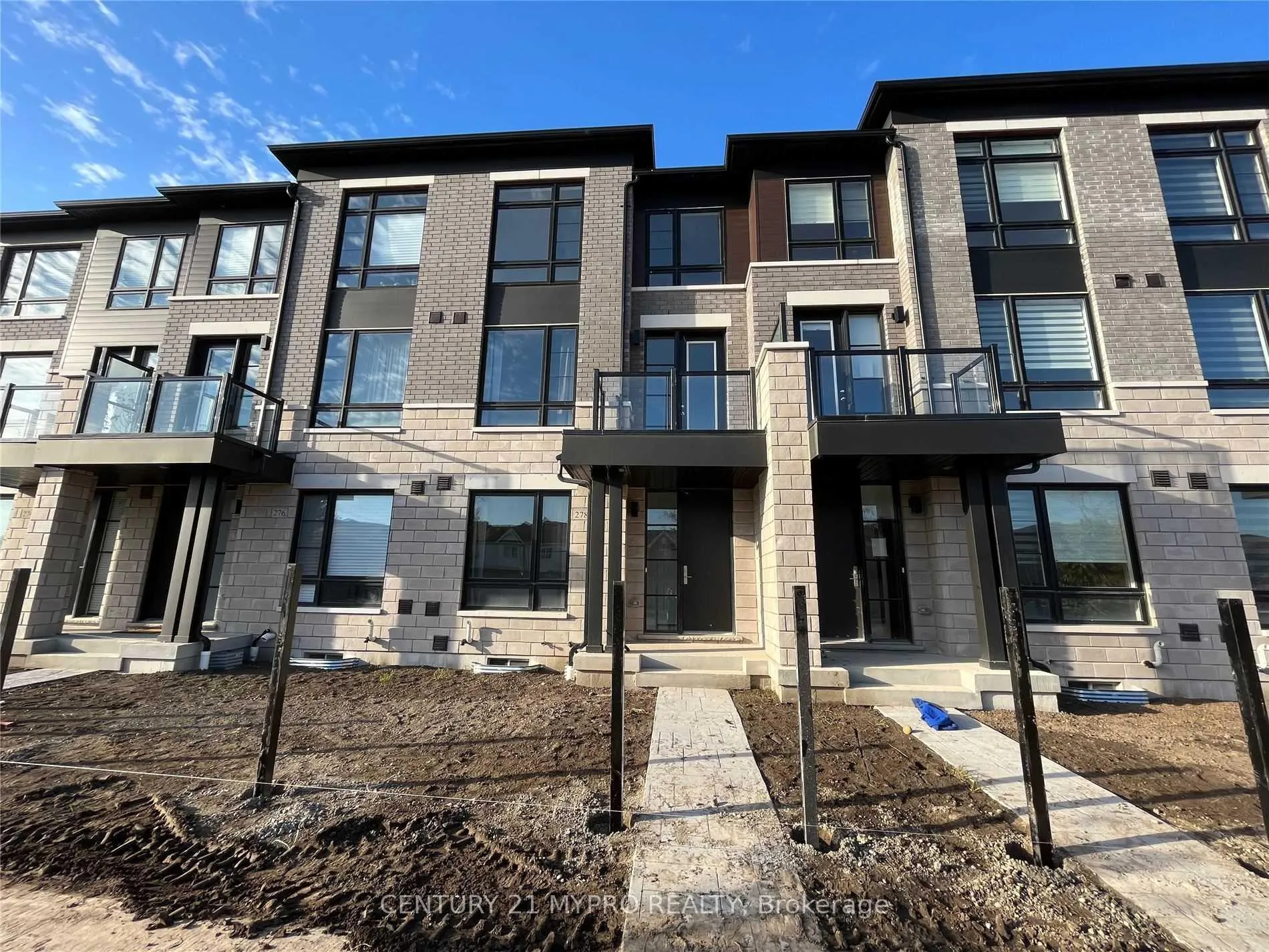 Photo 1 of 278 Carnwith Drive E, Whitby, Brooklin — HOMEH