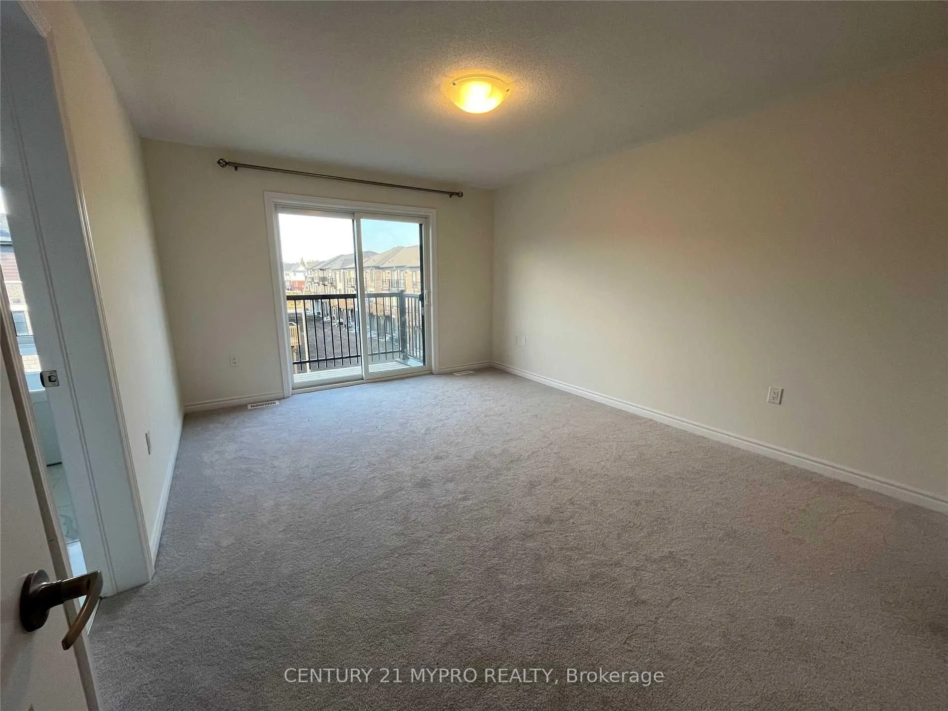 Photo 28 of 278 Carnwith Drive E, Whitby, Brooklin — HOMEH