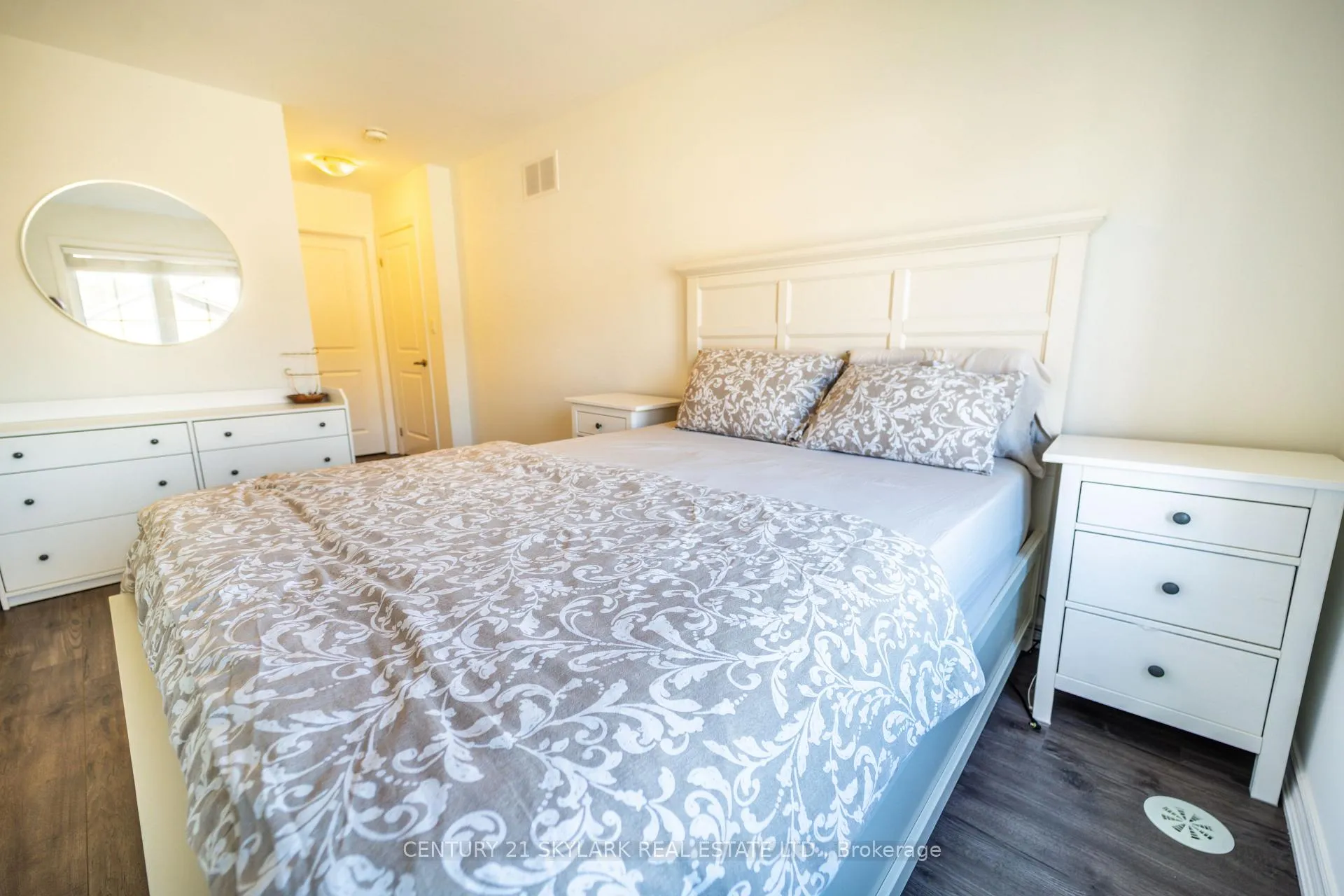 Photo 14 of Unit 6, 196 Pine Grove Road, Vaughan, Islington Woods — HOMEH