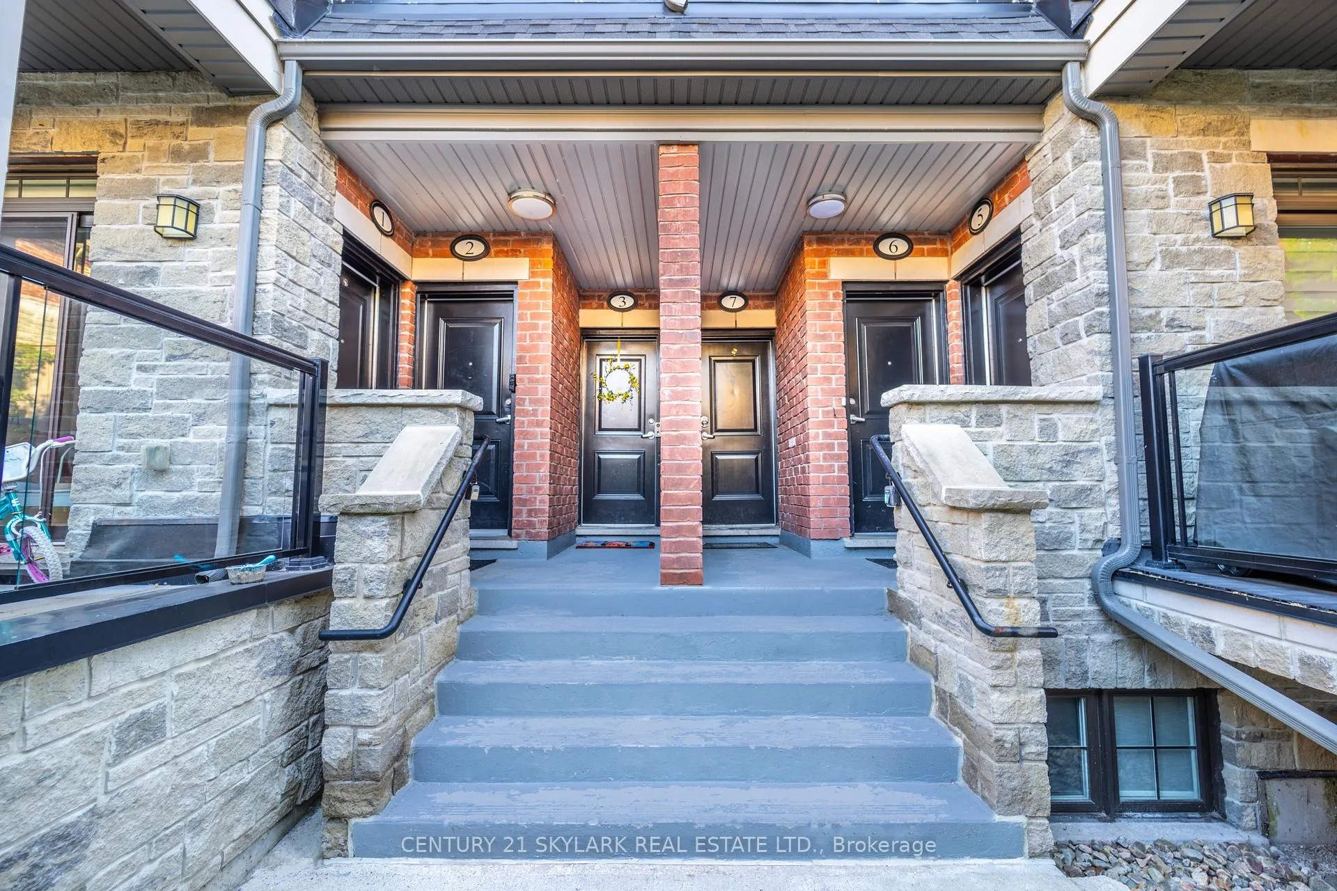 Photo 32 of Unit 6, 196 Pine Grove Road, Vaughan, Islington Woods — HOMEH